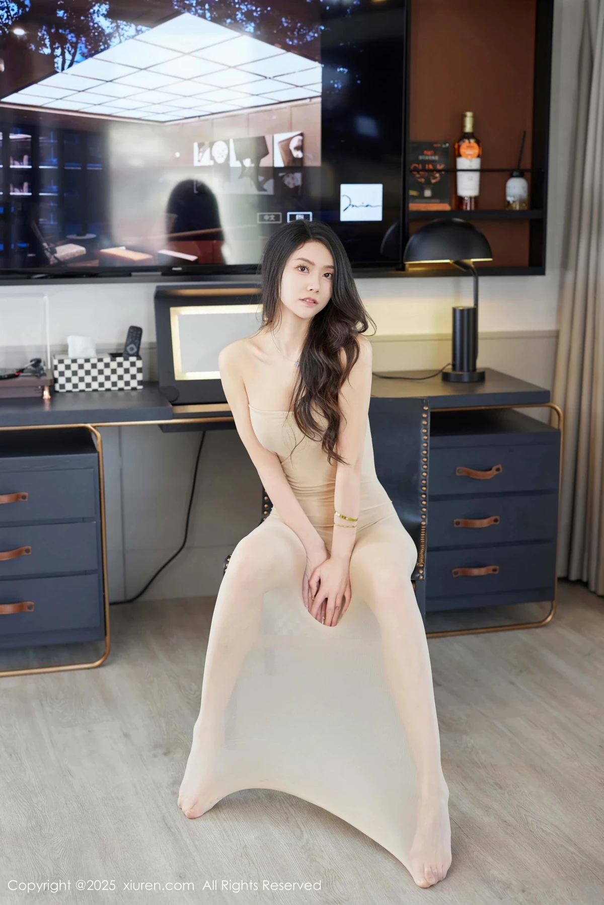 [秀人网] 2025.04.21 No.10175 方子萱#[64P]-1
