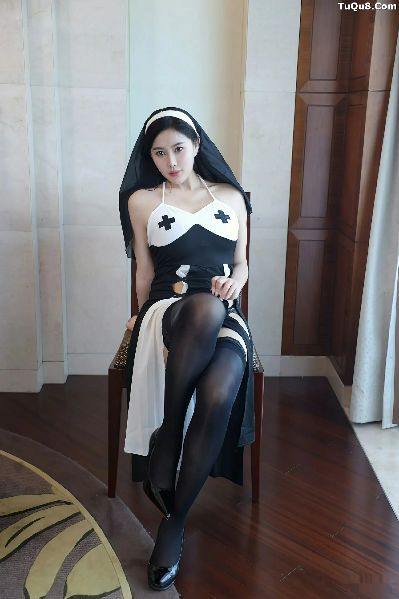 [秀人网] 2025.08.26 No.10690 白薇薇#[71P]-3