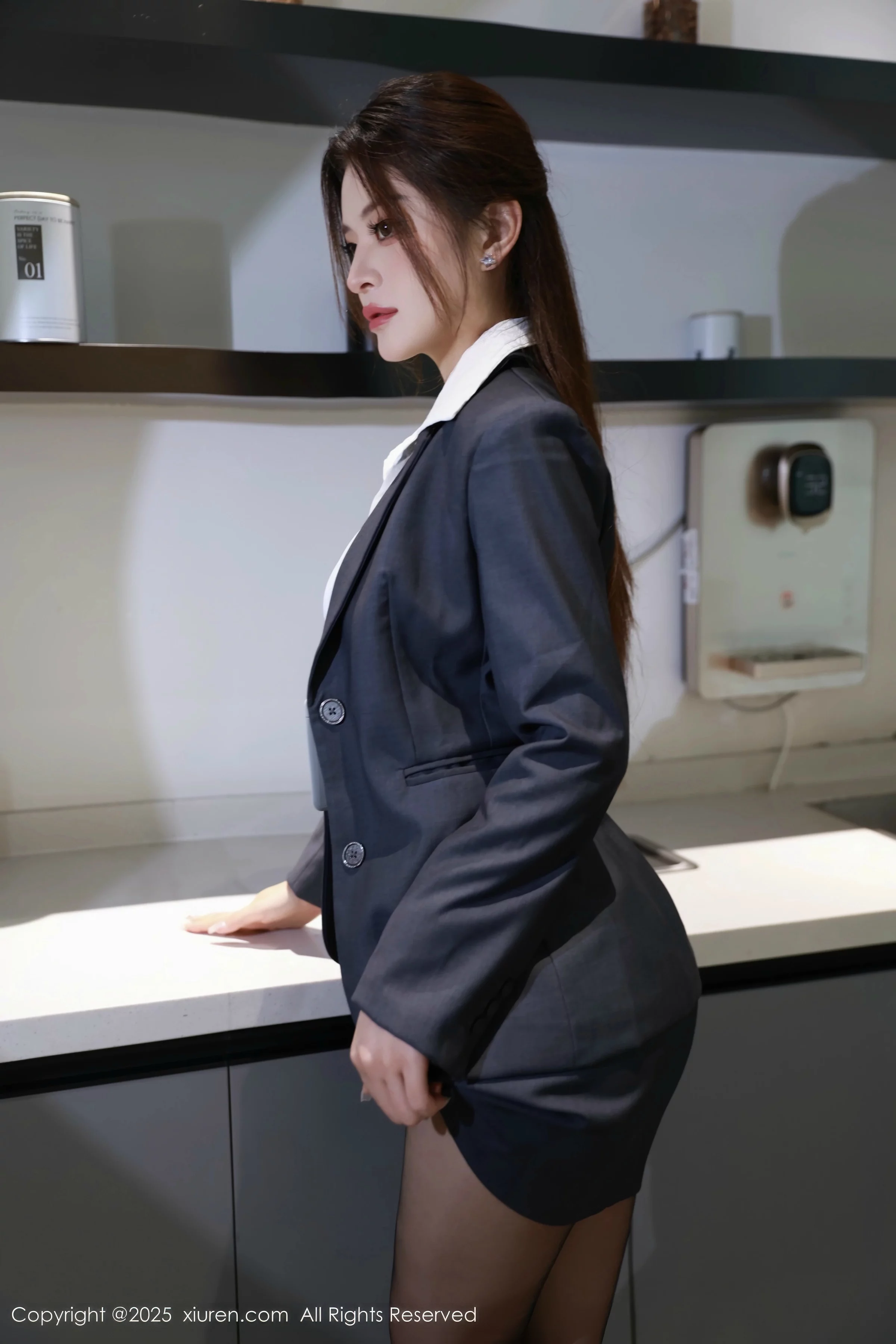 [秀人网] 2025.08.14 No.10646 阿依莎#[72P]-9