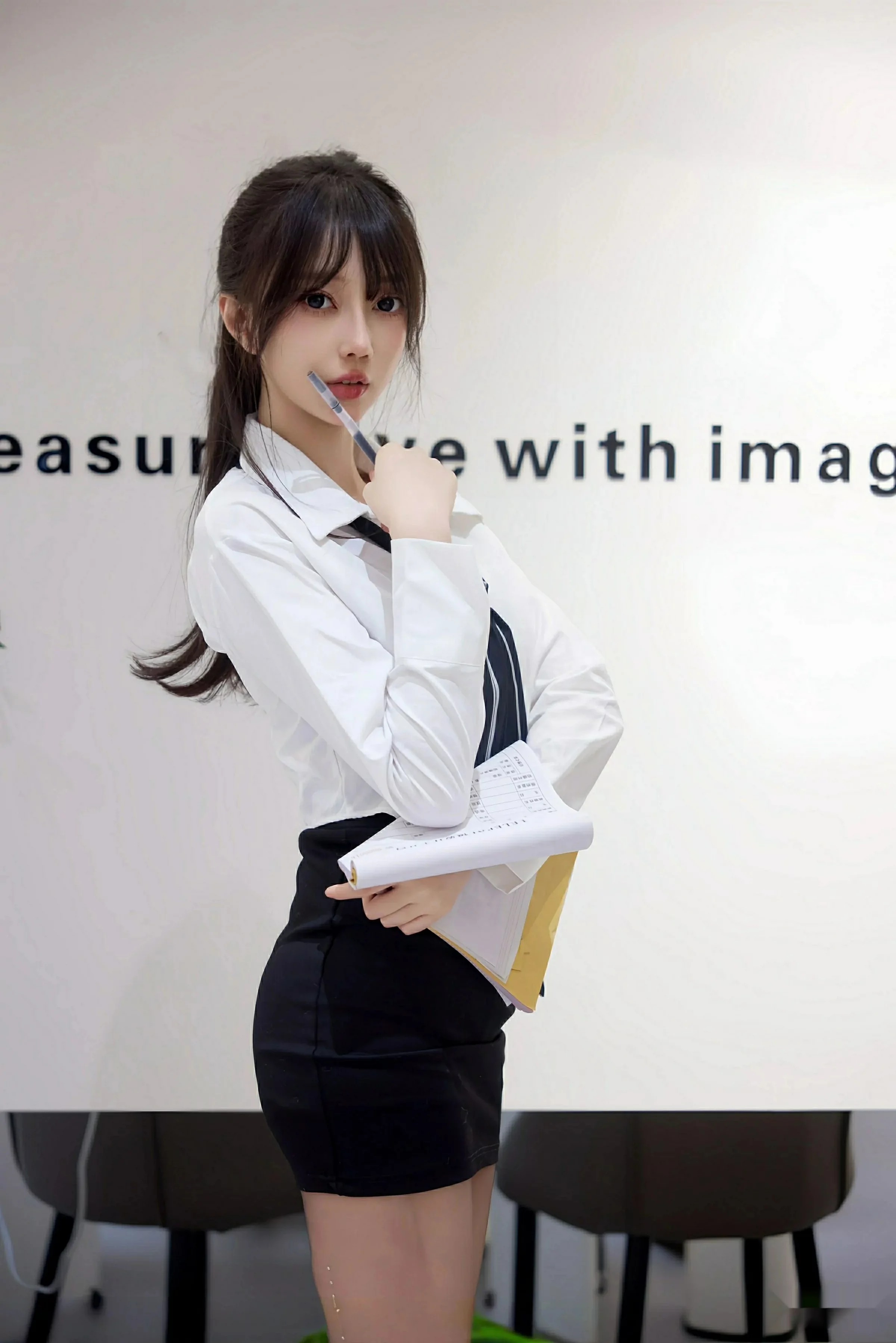 [秀人网] 2025.08.11 No.10636 玥儿玥#[58P]-18