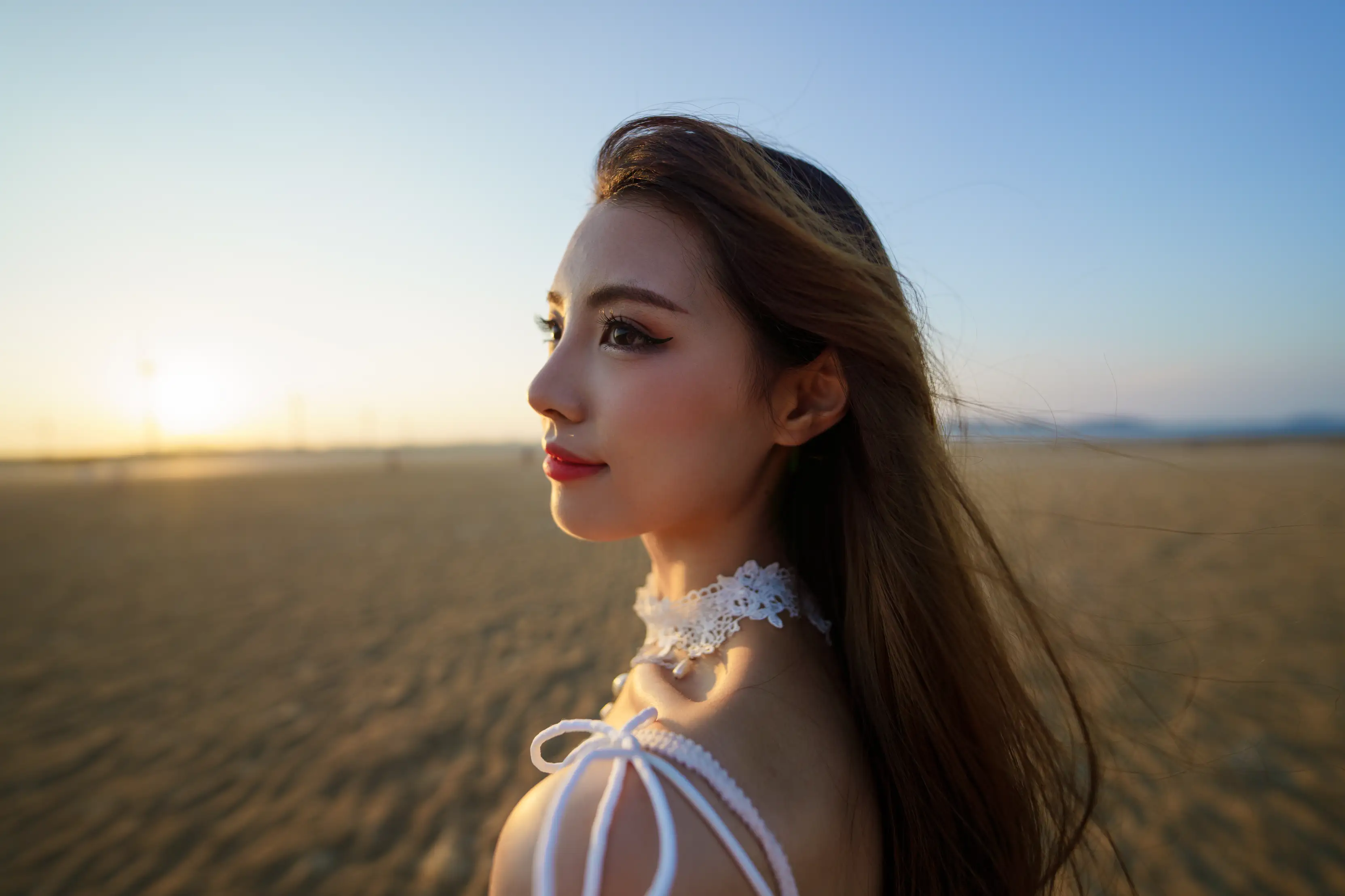 [艺图语] 2021.12.02 Vol.483 – 与海为邻 滕静#[51P]-2