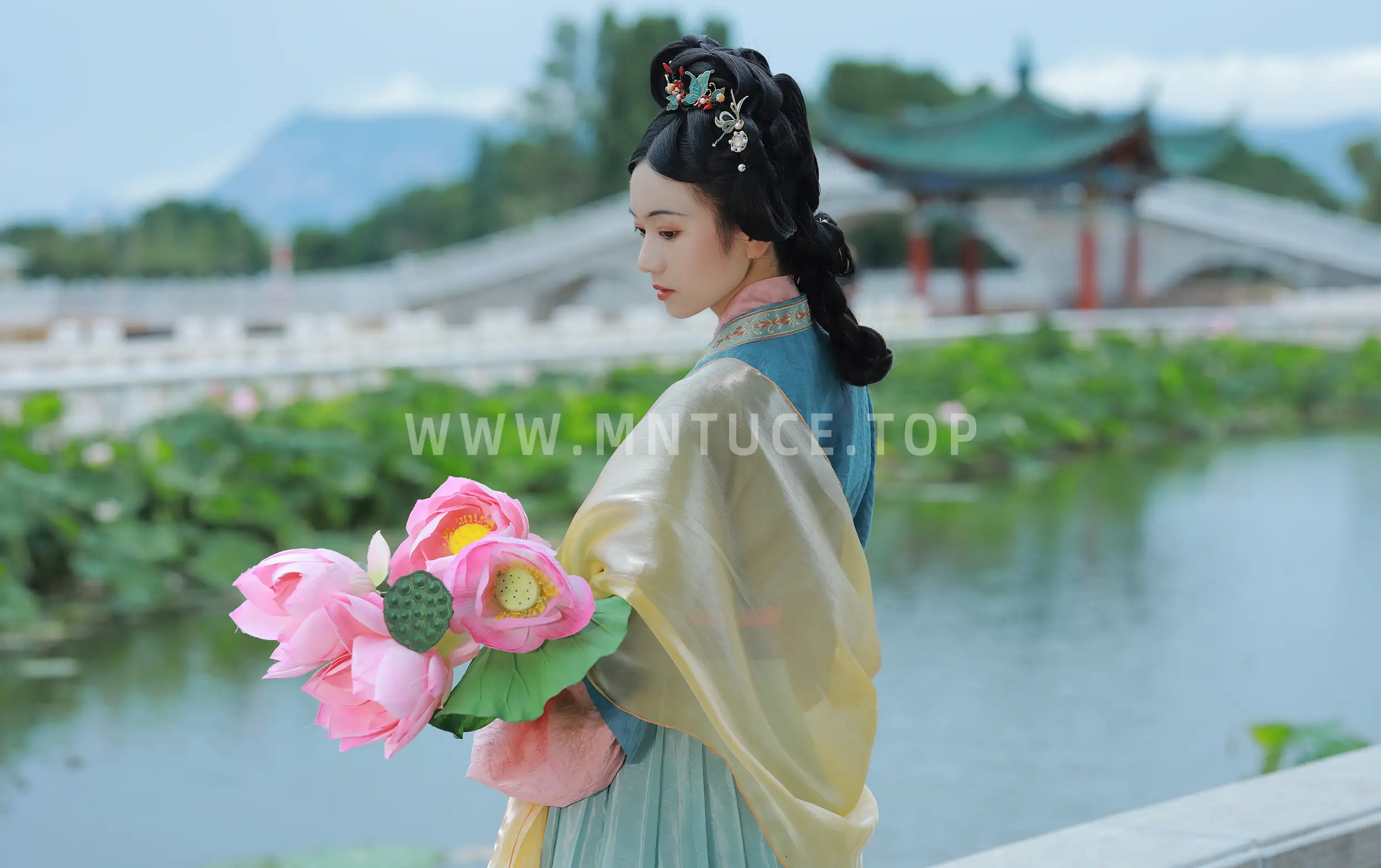 [艺图语] 2022.08.12 Vol.1687 – 夏日长 瑜瑾#[39P]-18
