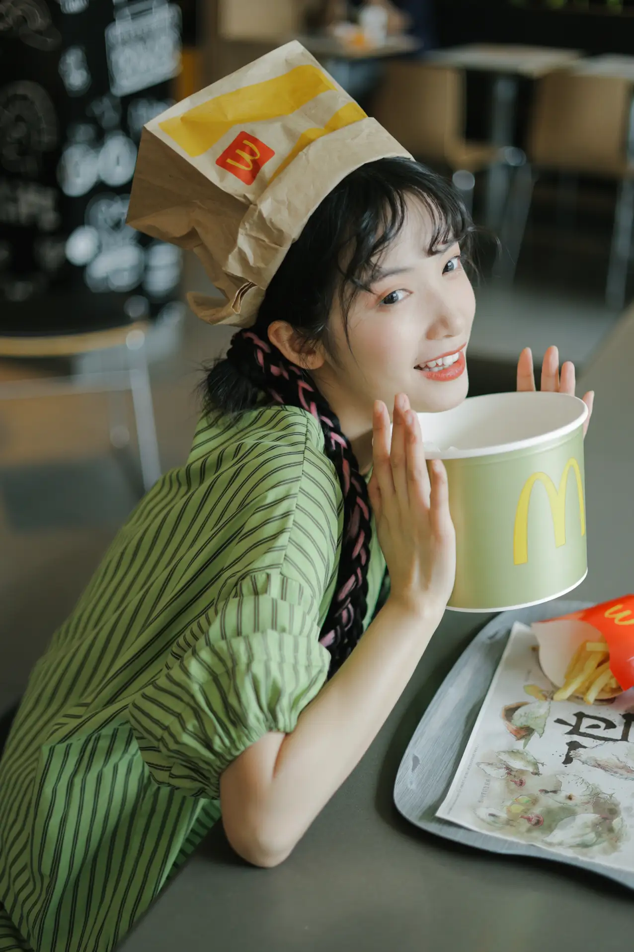 [艺图语] 2022.08.02 Vol.1605 – 夏日女友 一只阿梦崽#[42P]-11