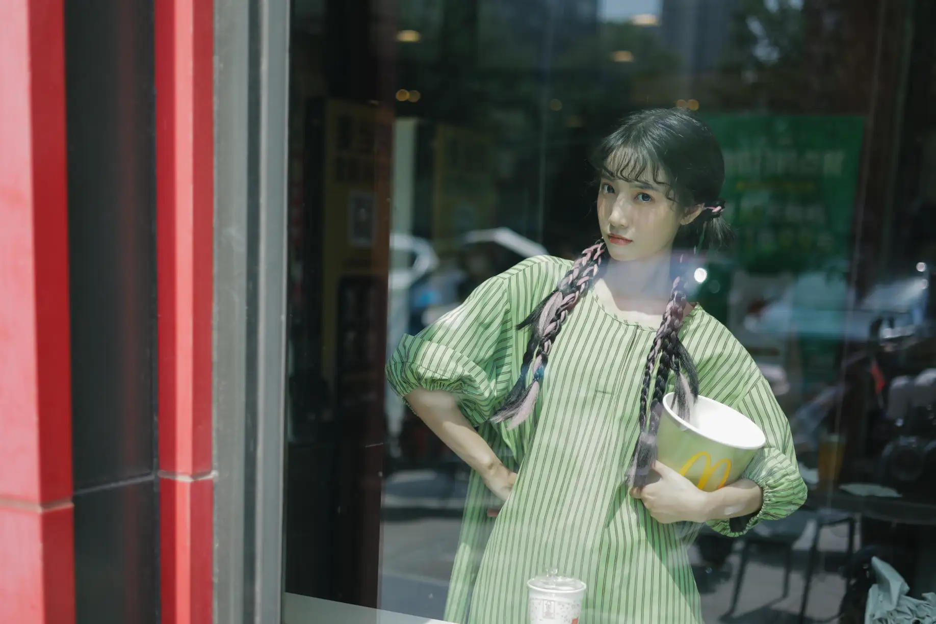 [艺图语] 2022.08.02 Vol.1605 – 夏日女友 一只阿梦崽#[42P]-13