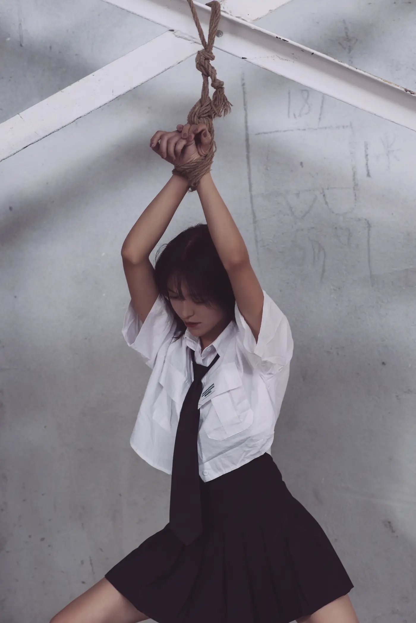 [艺图语] 2020.12.08 Vol.005 – 不良少女 Lily#[27P]-9