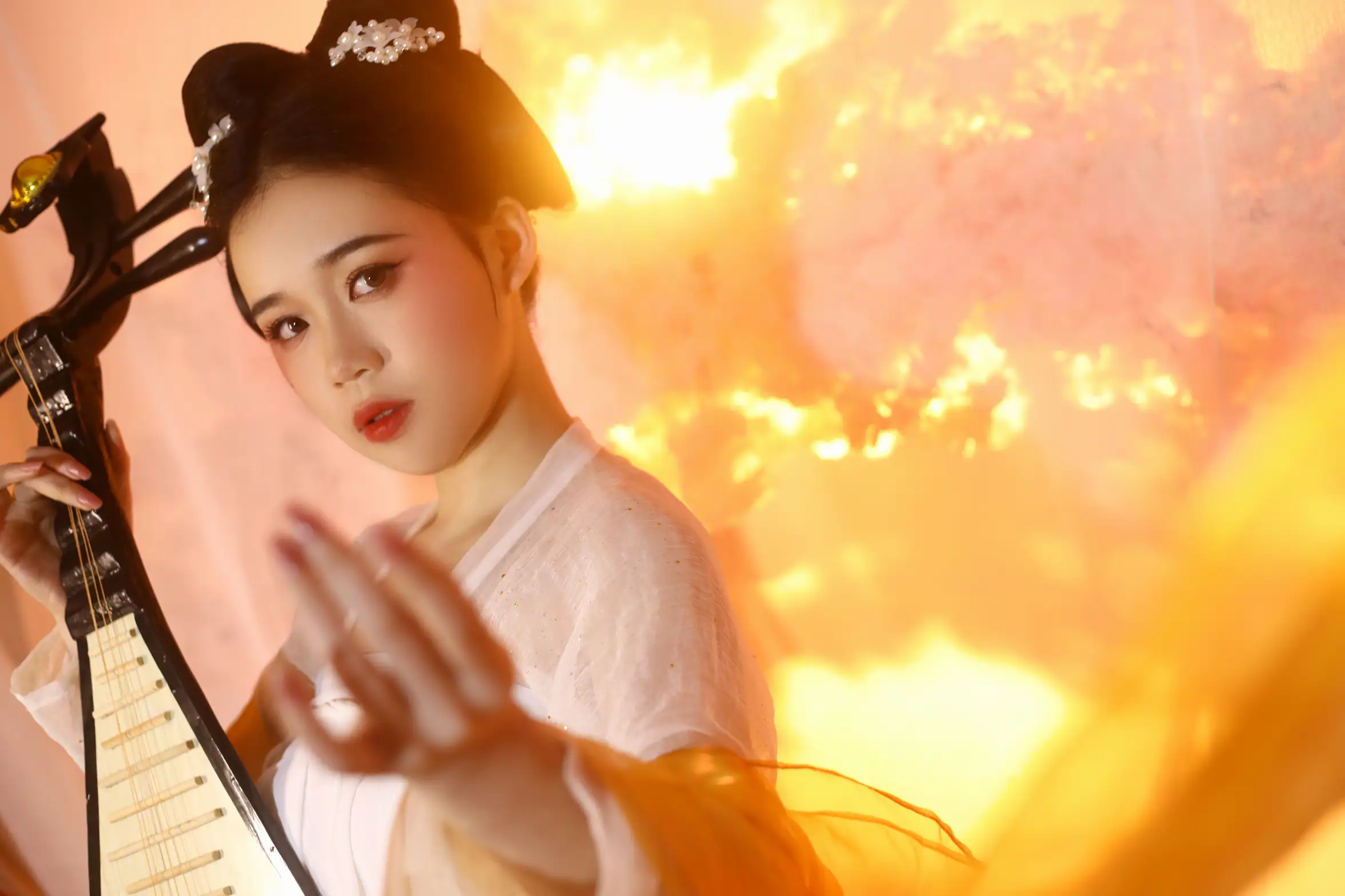 [艺图语] 2022.09.02 Vol.1854 – 银睿姬 一只高高#[32P]-4