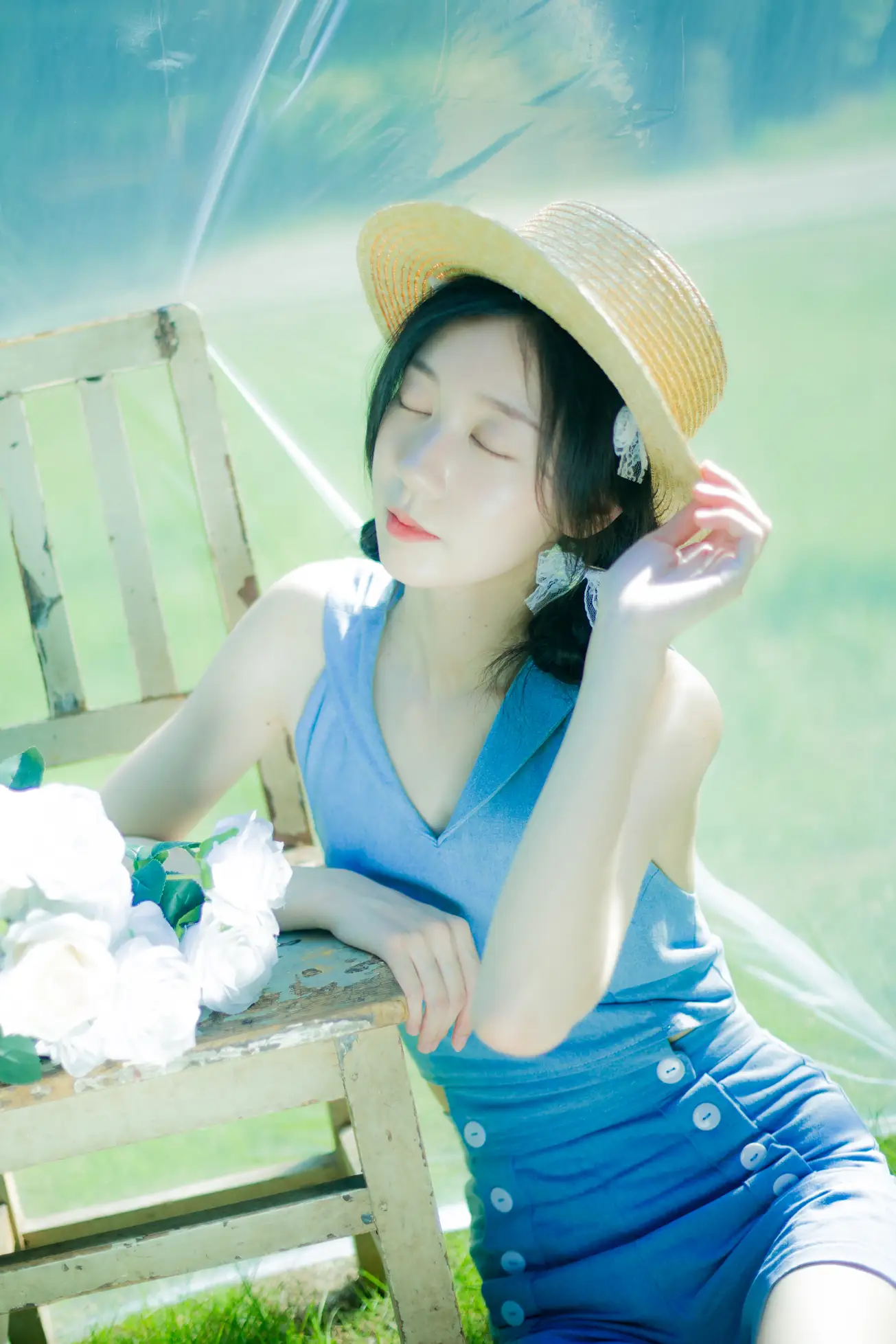 [艺图语] 2022.07.31 Vol.1592 – 夏日颂歌 饲猫少女 饲猫少女-#[32P]-1