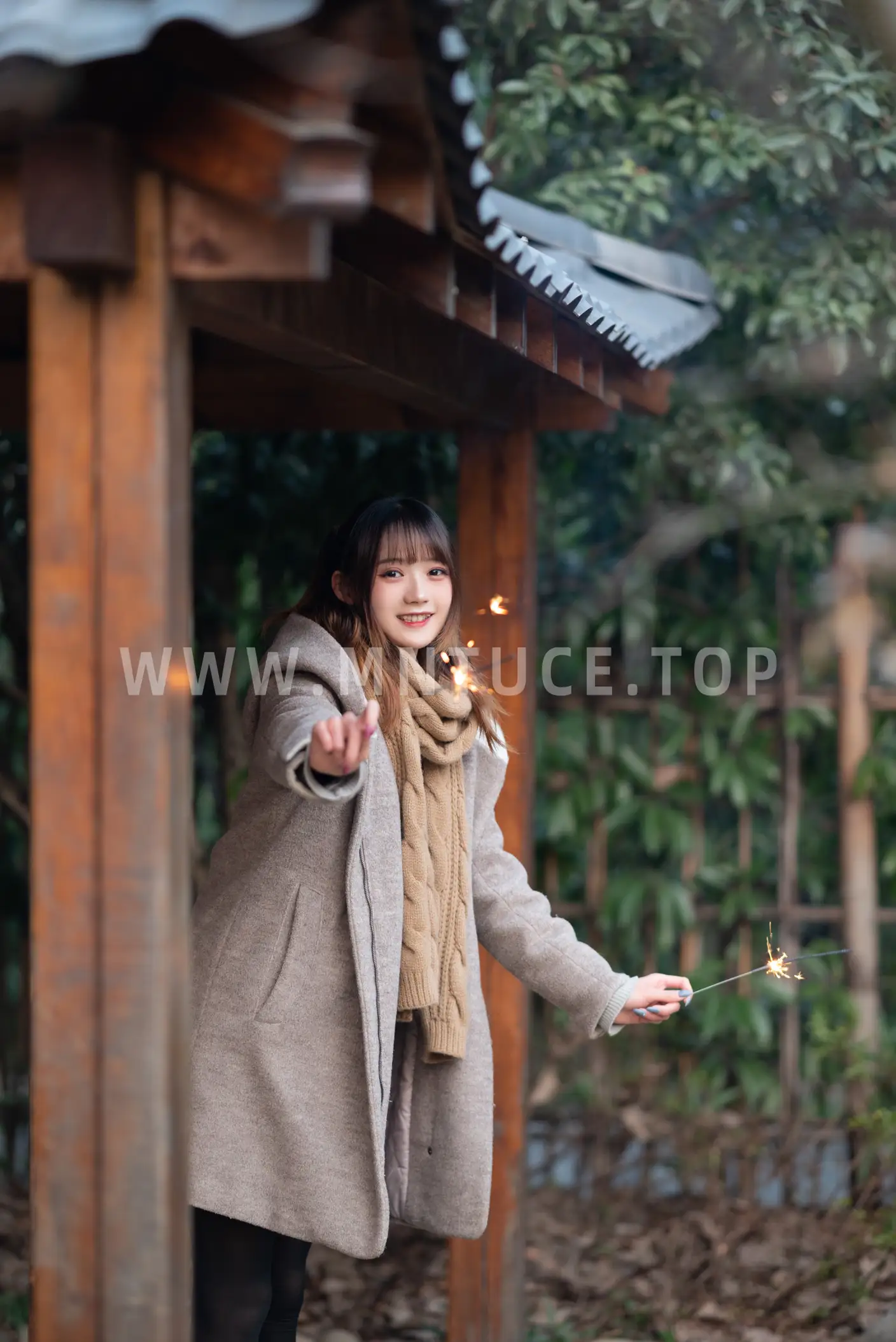 [艺图语] 2022.06.21 Vol.1246 – 秋天的裙摆 兔子Zzz不吃胡萝卜#[43P]-2