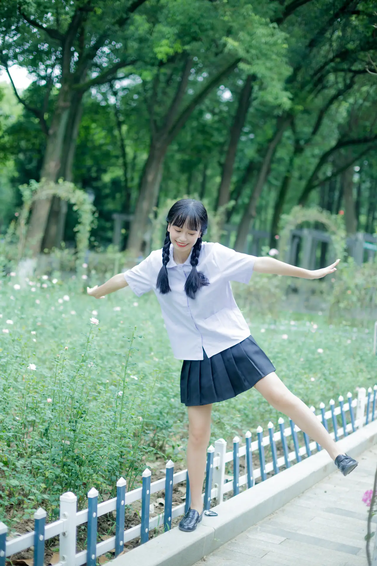 [艺图语] 2022.08.30 Vol.1825 – 错过花期 鄢韵琳儿#[28P]-4
