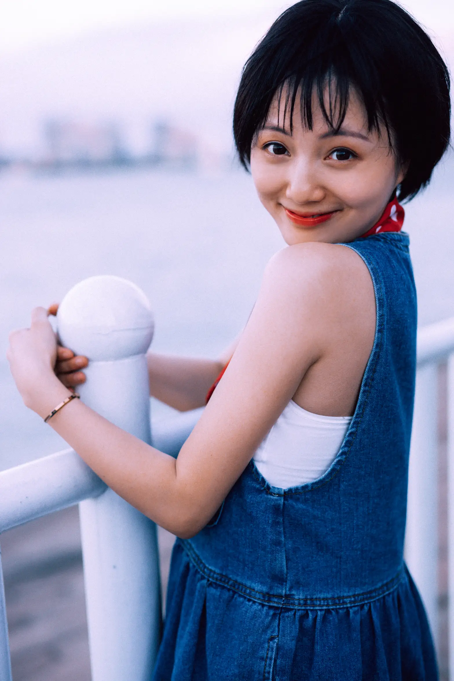 [艺图语] 2021.11.27 Vol.476 – 短发女孩 黎美汐#[31P]-11
