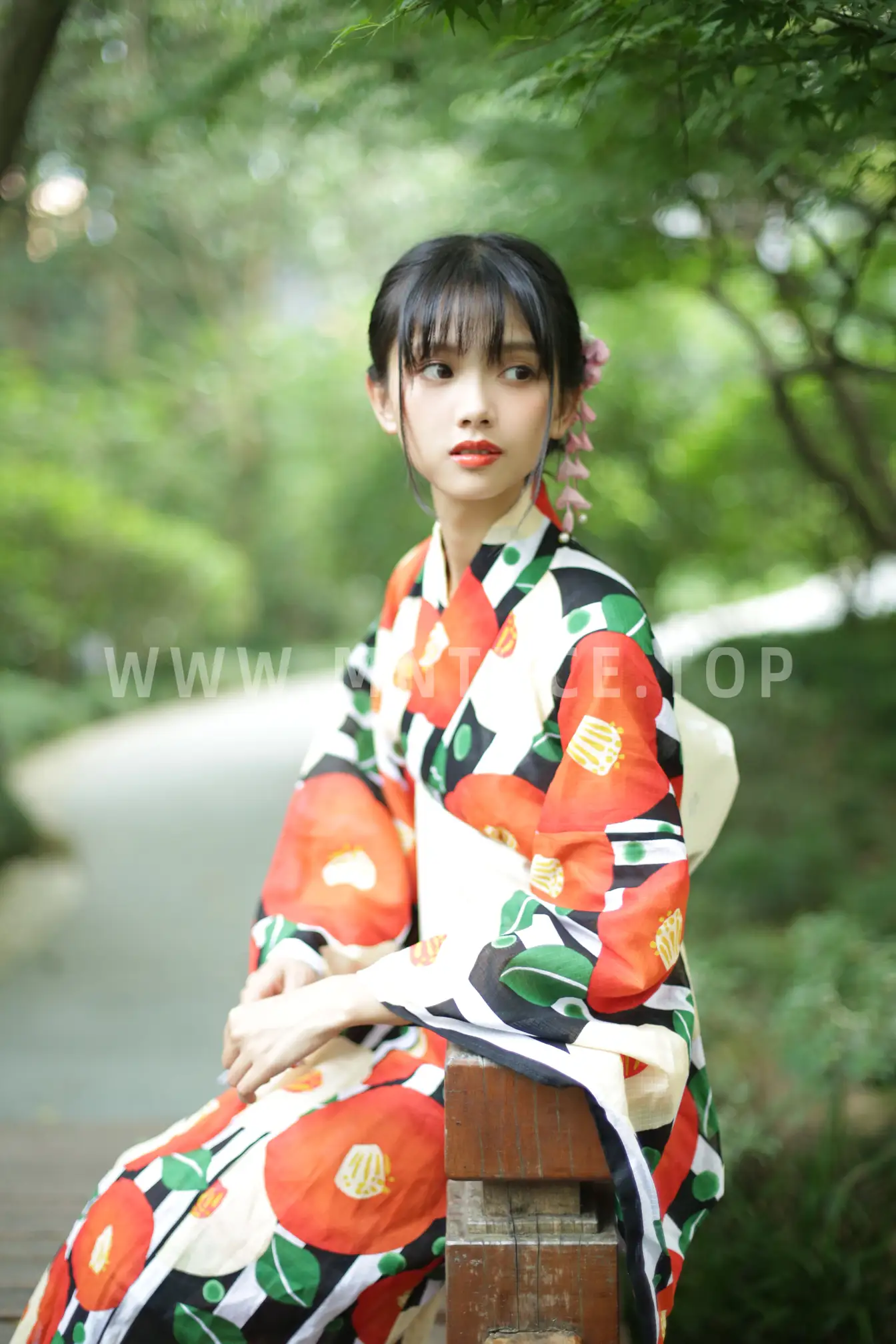 [艺图语] 2022.08.08 Vol.1656 – 夏日祭 猫梓子#[23P]-18