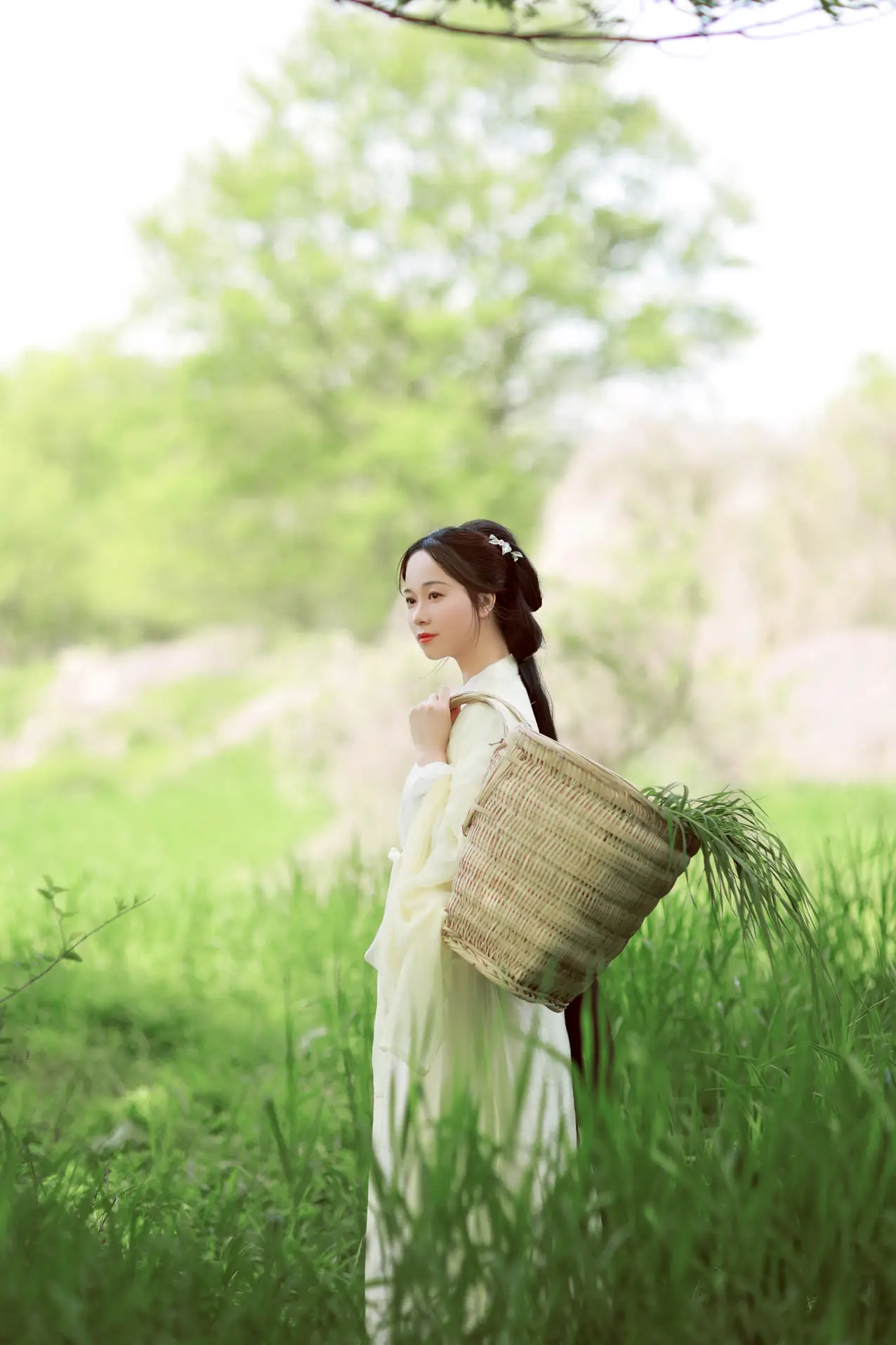 [艺图语] 2022.05.11 Vol.853 – 踏青 笑笑#[25P]-1