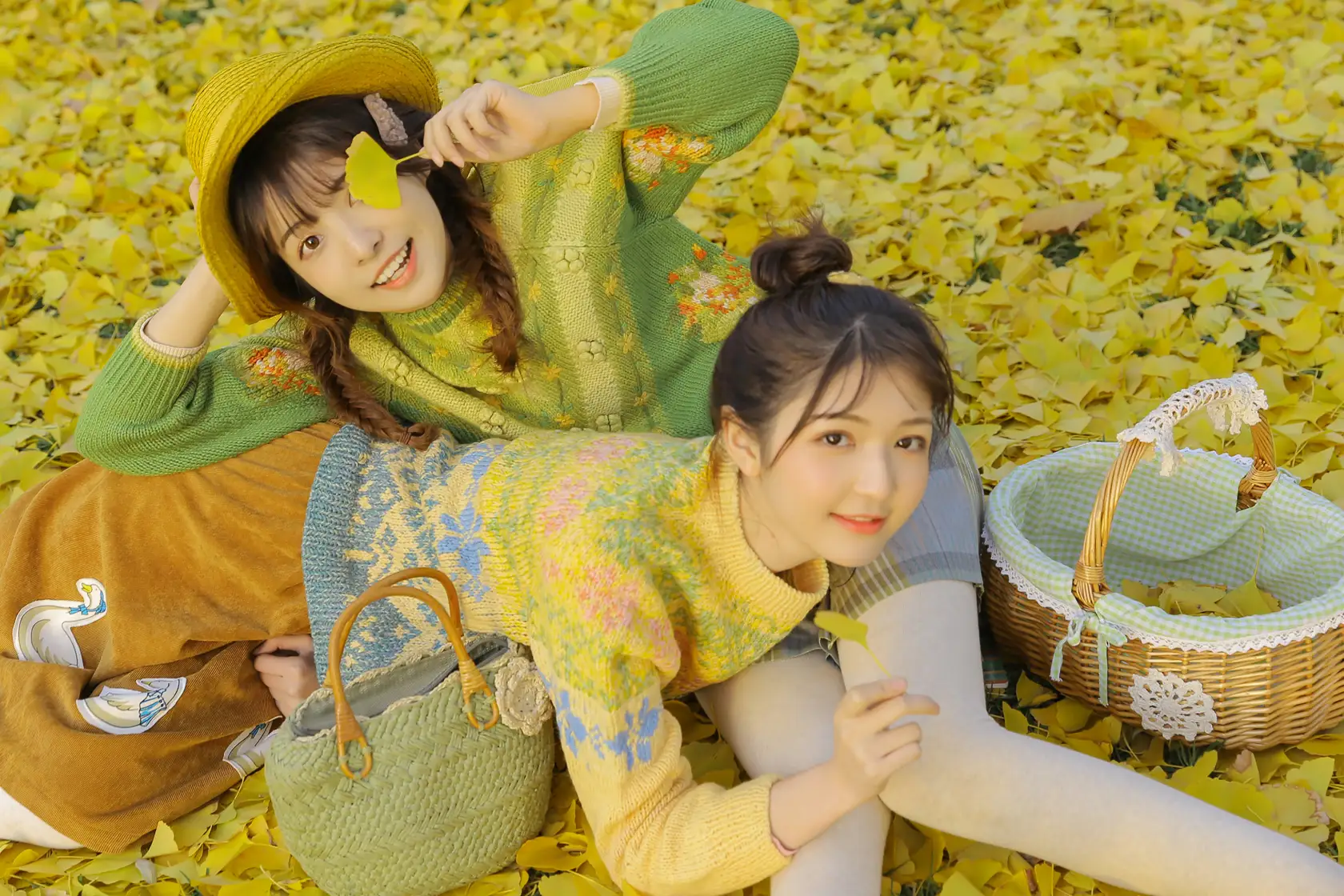 [艺图语] 2022.07.31 Vol.1590 – 今日天气宜见面 金迪-Vivian&一栗橘#[22P]-12