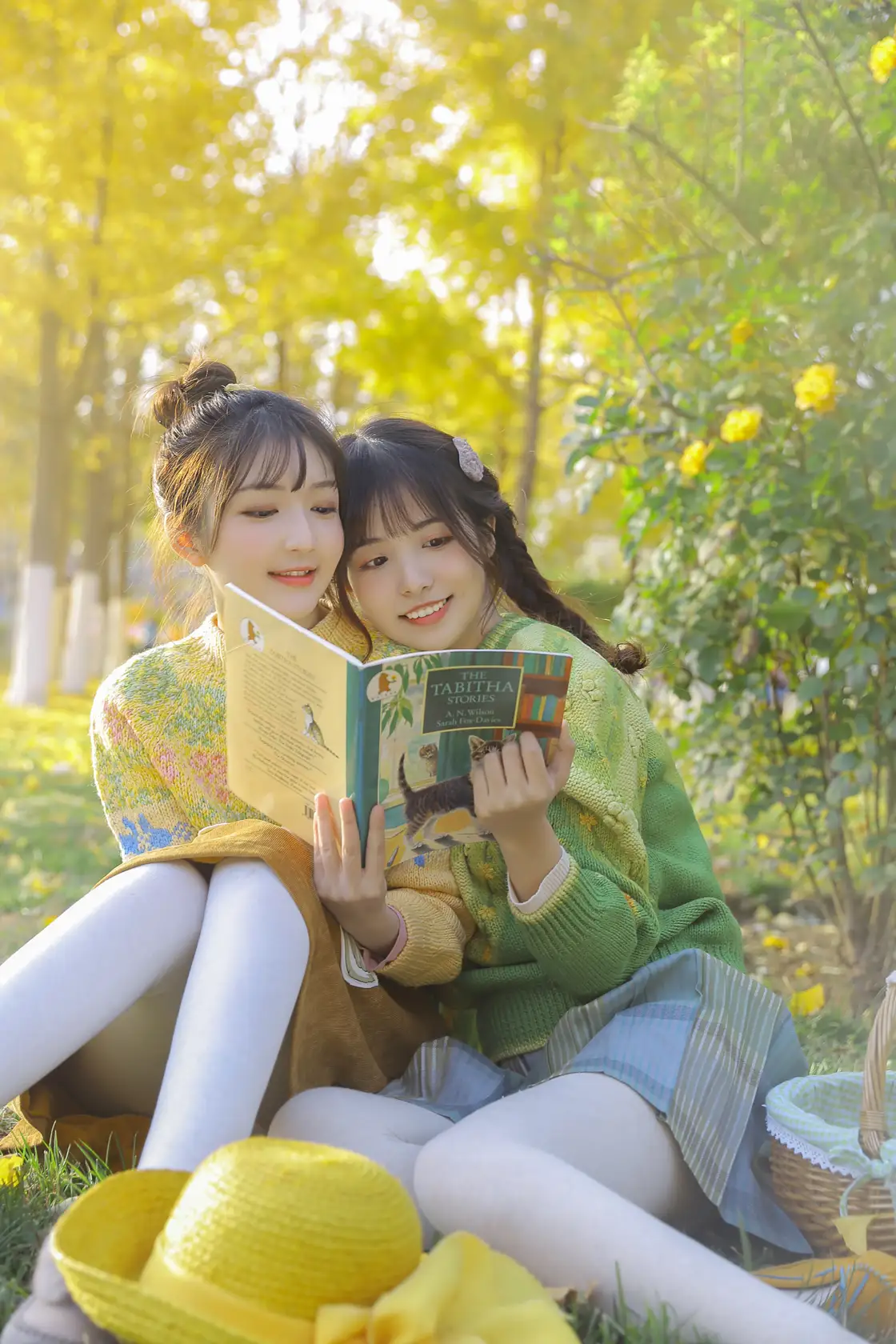 [艺图语] 2022.07.31 Vol.1590 – 今日天气宜见面 金迪-Vivian&一栗橘#[22P]-1