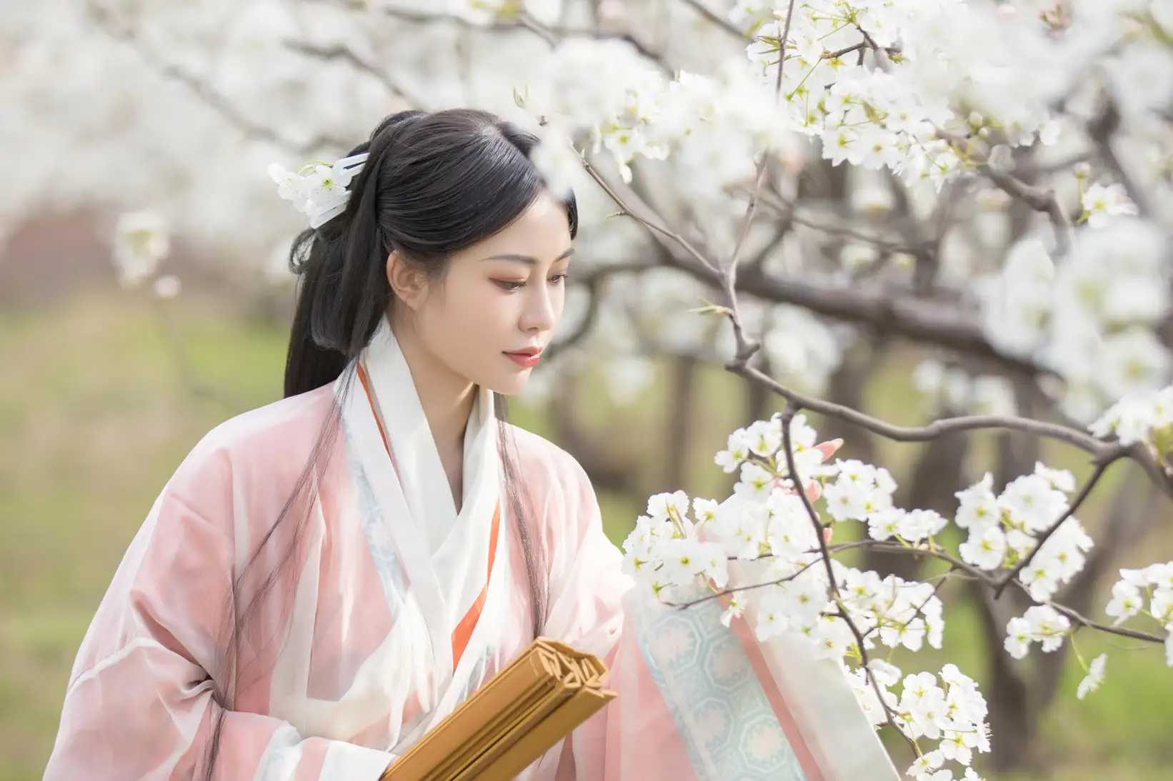 [艺图语] 2022.06.01 Vol.1055 – 香寒未逐风 鹿哥#[24P]-2