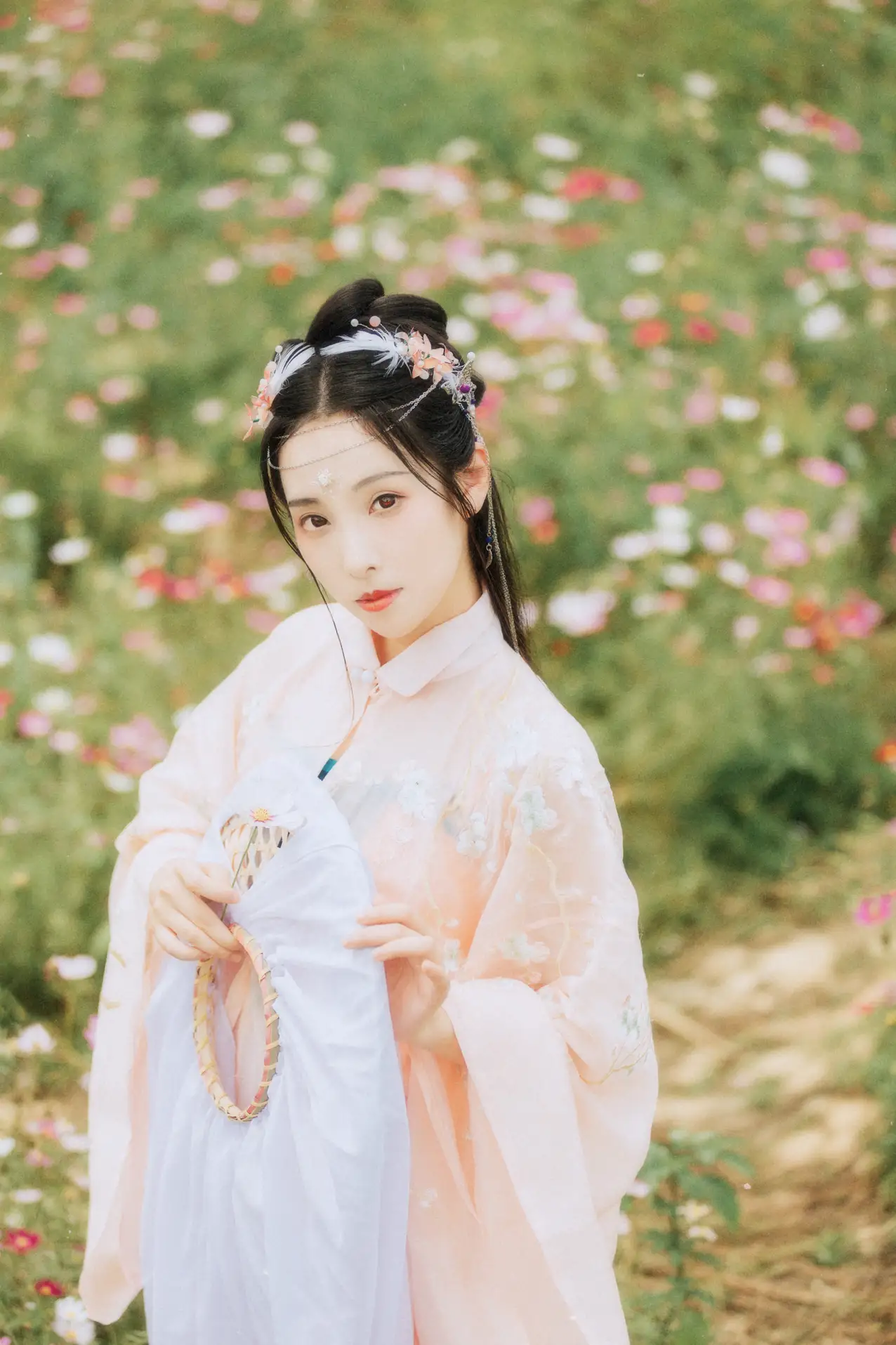 [艺图语] 2021.09.03 Vol.230 – 繁花孤影 茶茶#[24P]-4