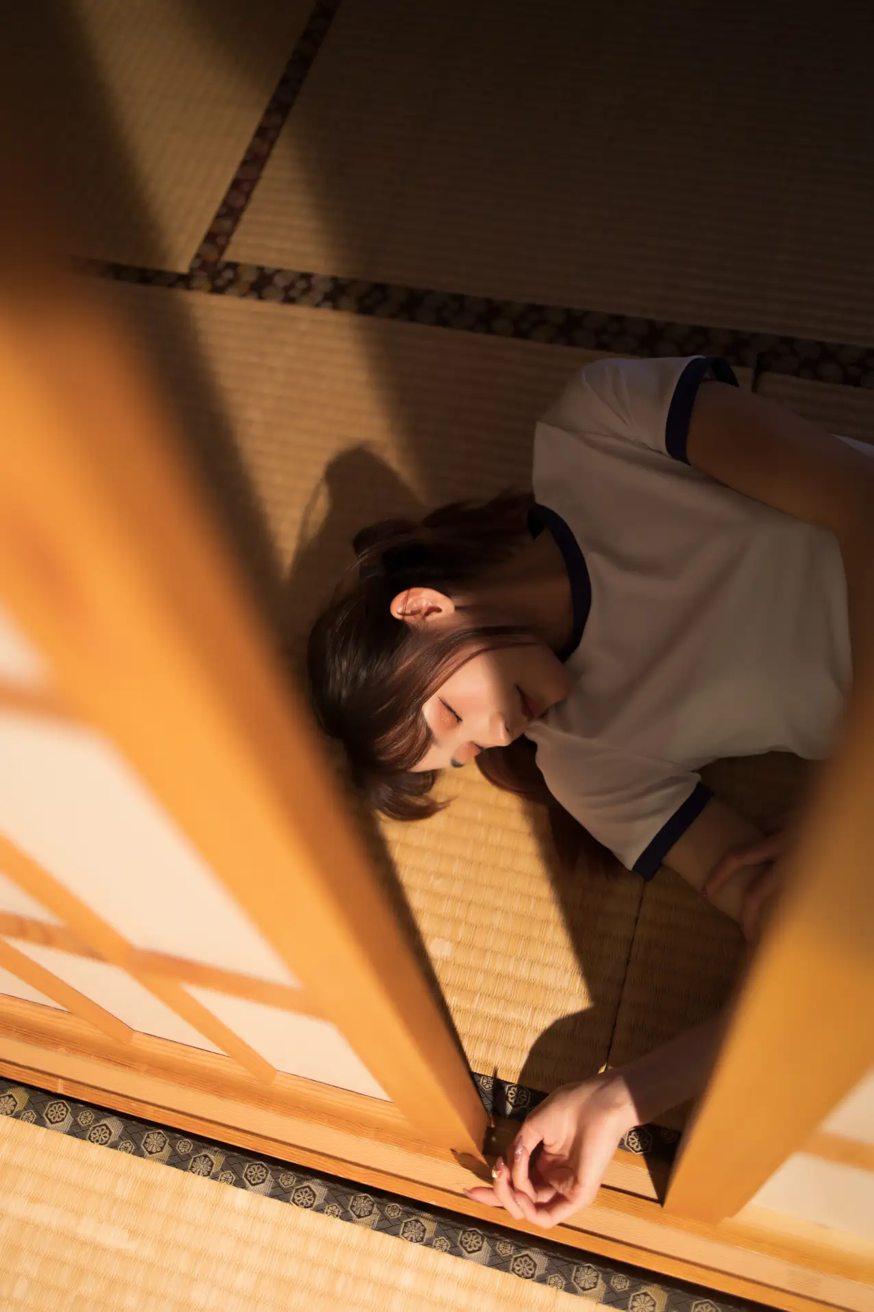 [艺图语] 2022.05.16 Vol.900 – 体操服少女 兔子Zzz不吃胡萝卜#[37P]-1