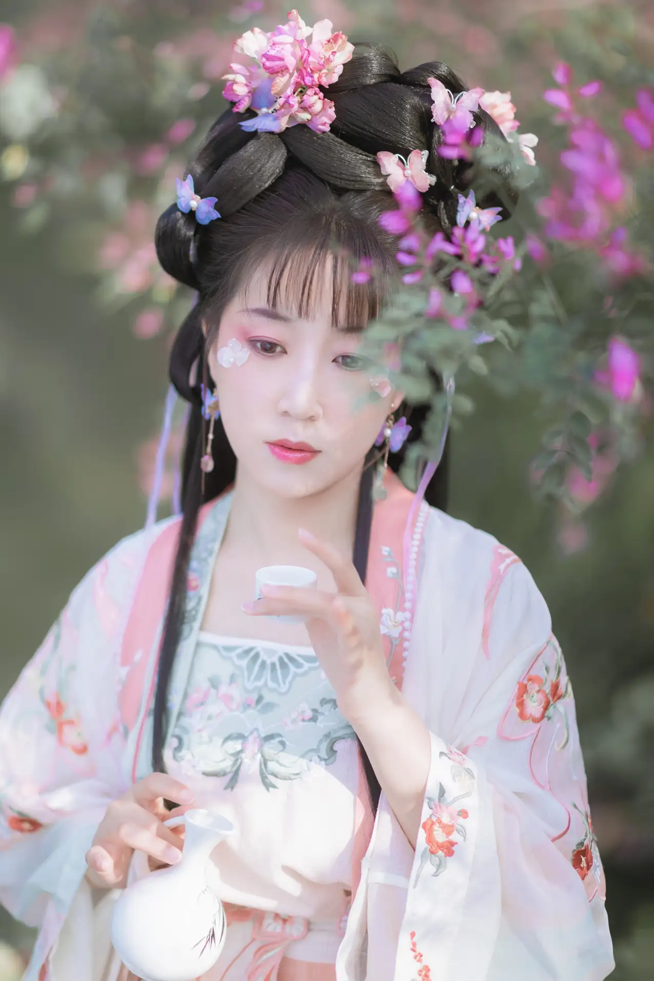 [艺图语] 2022.05.22 ol.0952 – 春日宴 V#[32P]-1