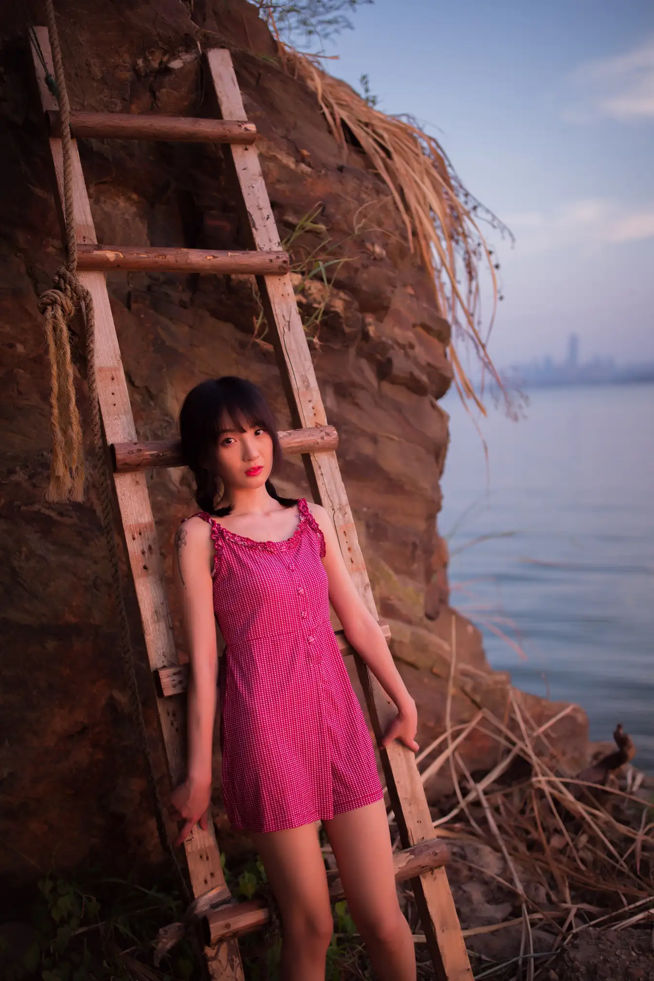 [艺图语] 2022.01.28 Vol.721 – 日落的温柔 虾虾#[51P]-1