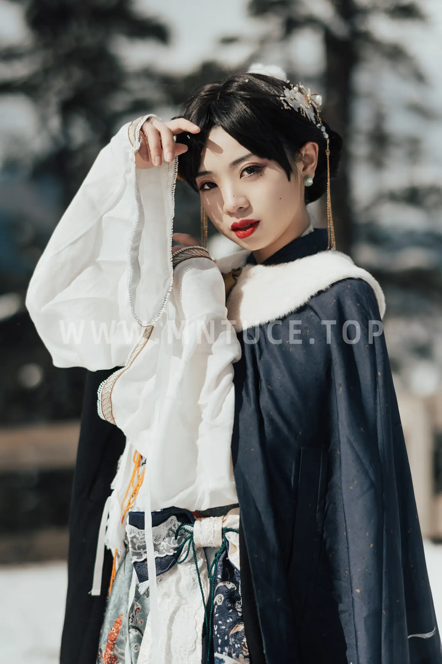 [艺图语] 2022.05.18 Vol.0916 – 南山雪 池子#[22P]-14