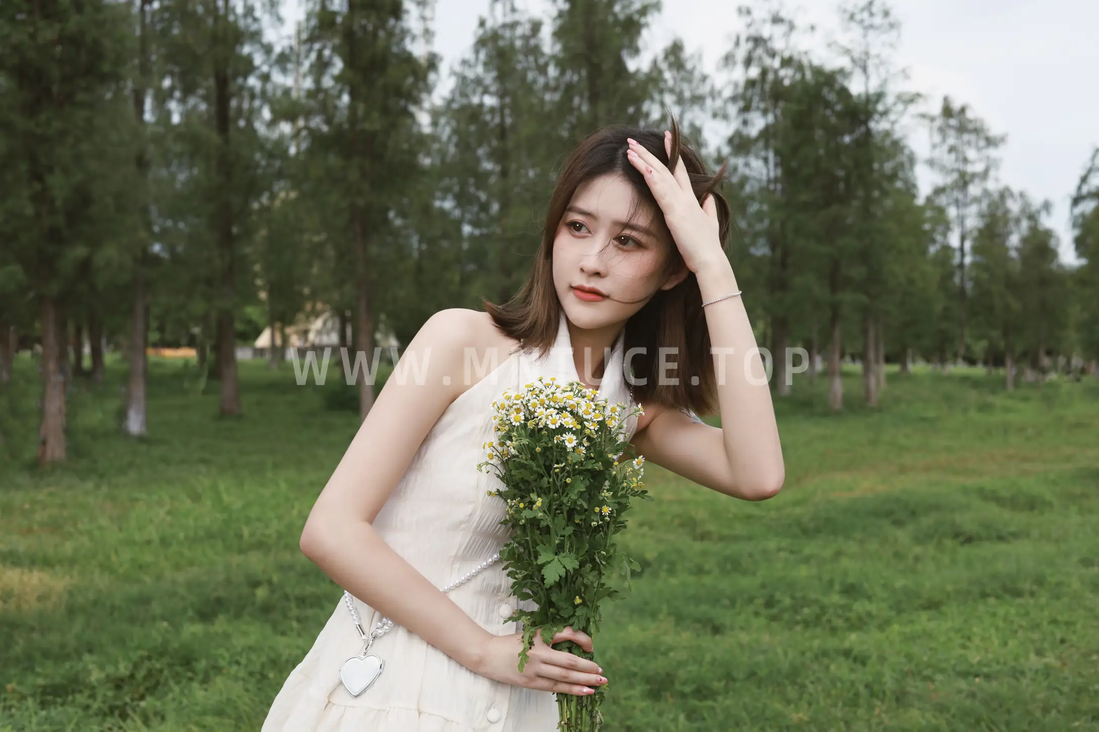 [艺图语] 2022.05.13 Vol.869 – 人间四月天 蛋挞#[26P]-2