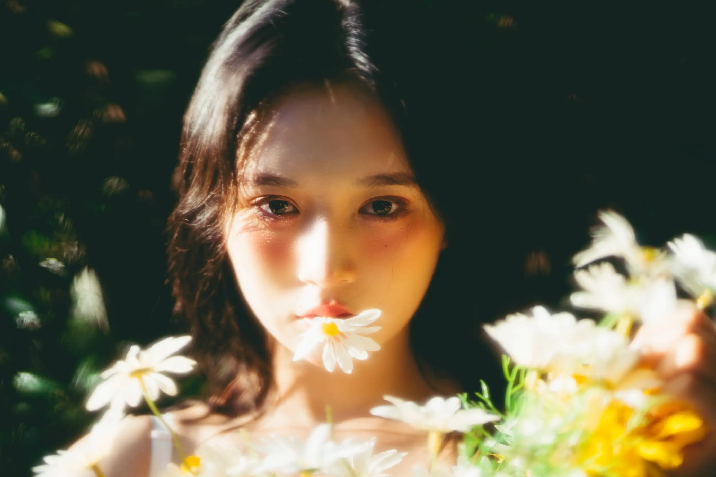 [艺图语] 2022.06.11 Vol.1146 – 光 奶文文#[21P]-13