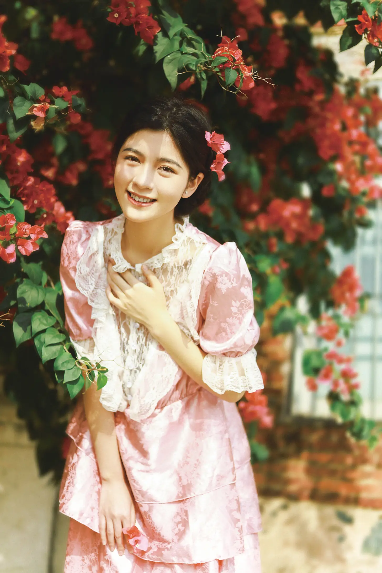 [艺图语] 2022.09.12 Vol.1932 – 三角梅与少女 欣慧#[21P]-1