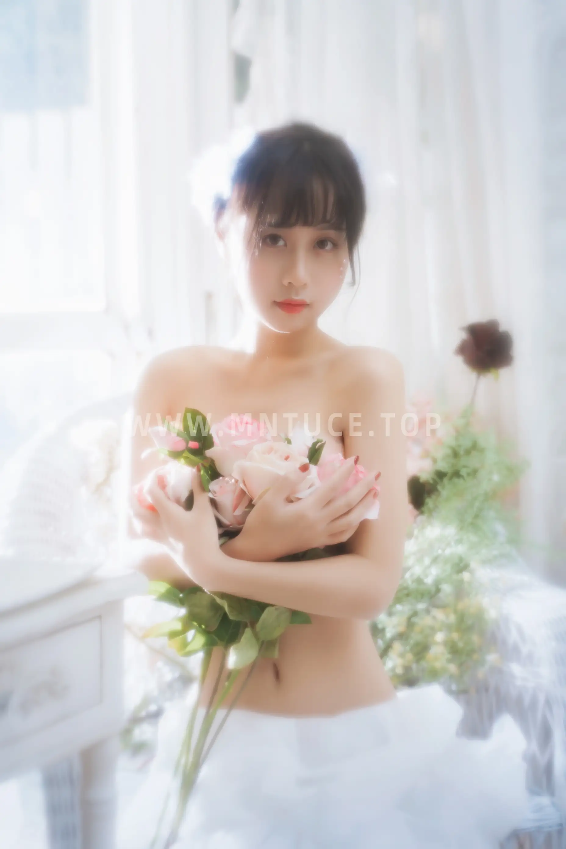[艺图语] 2022.05.28 Vol.1008 – 纯白花嫁 萌芽儿o0#[33P]-10