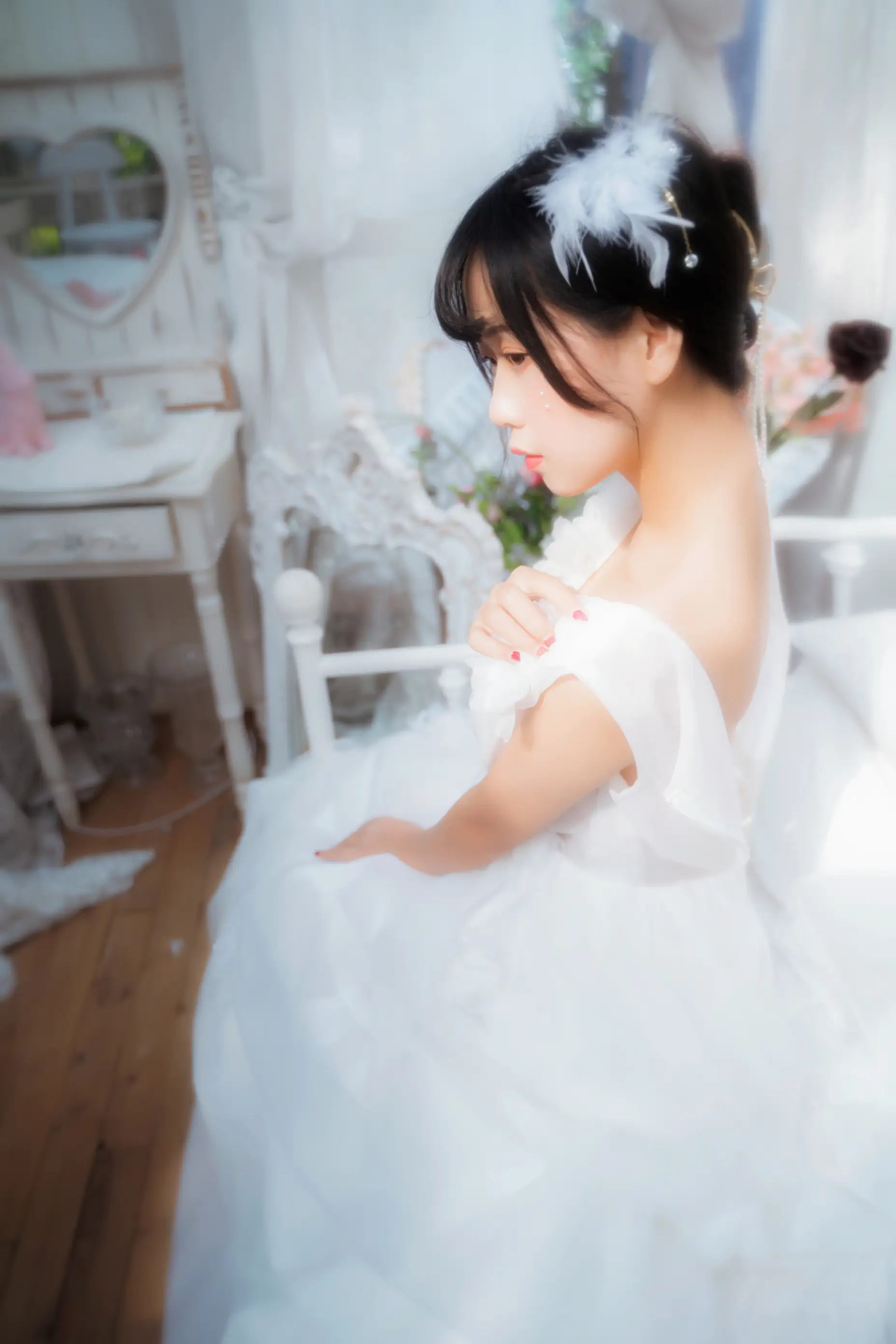 [艺图语] 2022.05.28 Vol.1008 – 纯白花嫁 萌芽儿o0#[33P]-13