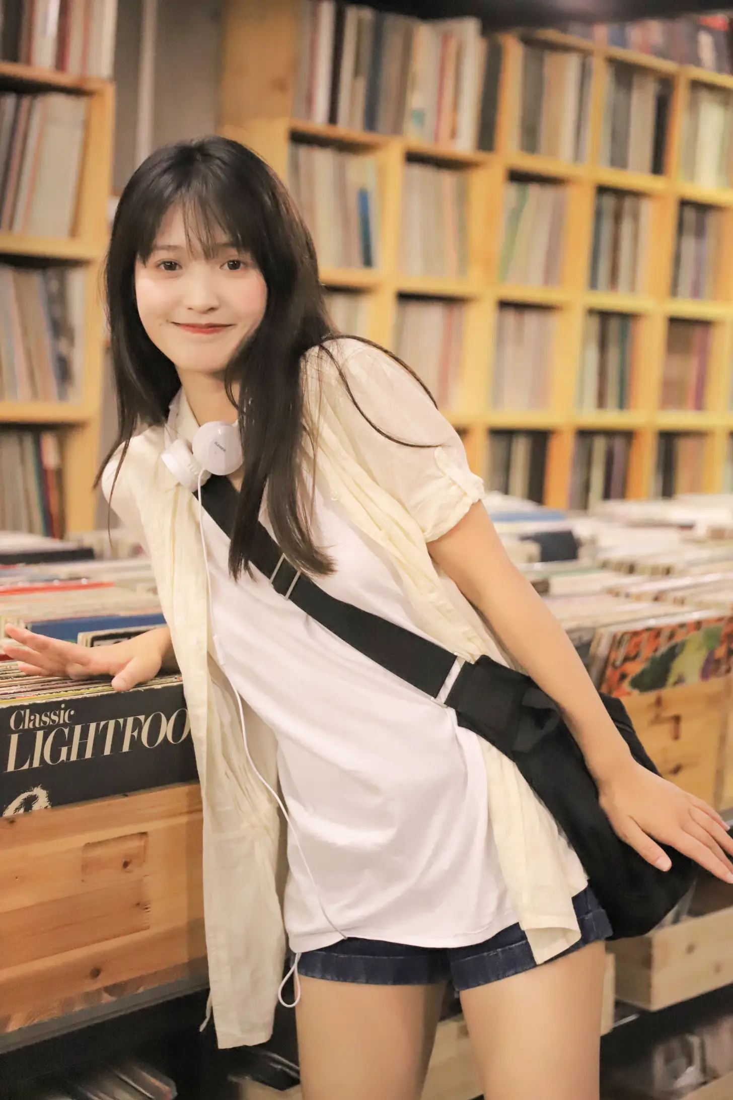 [艺图语] 2022.07.28 Vol.1558 – 半岛铁盒 刘小瑜#[22P]-15