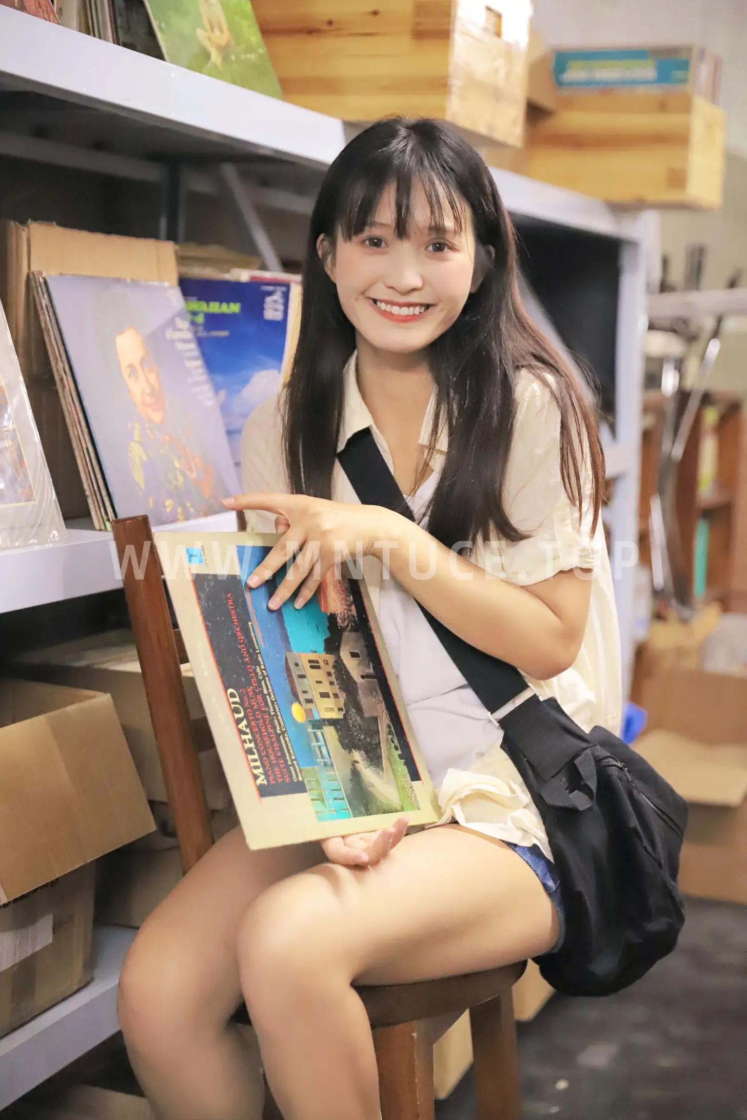 [艺图语] 2022.07.28 Vol.1558 – 半岛铁盒 刘小瑜#[22P]-18
