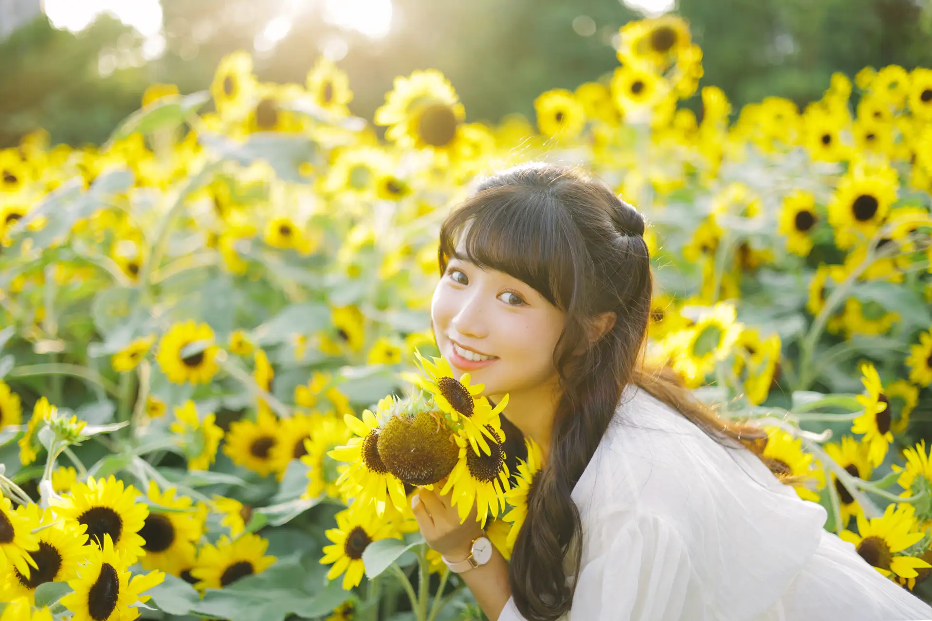 [艺图语] 2022.08.29 Vol.1822 – 阳光下的花和你 蓝胖子-#[25P]-12