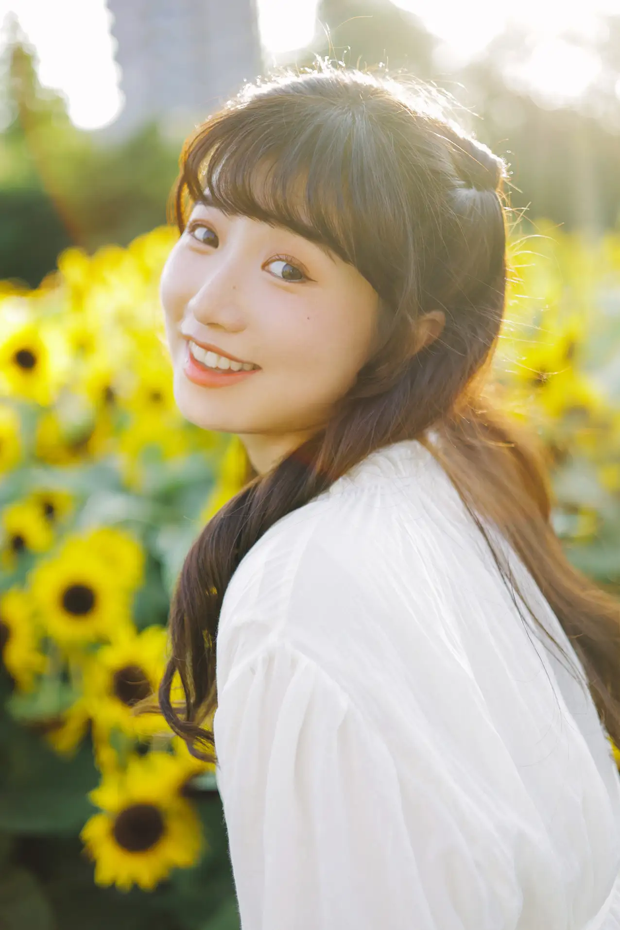 [艺图语] 2022.08.29 Vol.1822 – 阳光下的花和你 蓝胖子-#[25P]-13