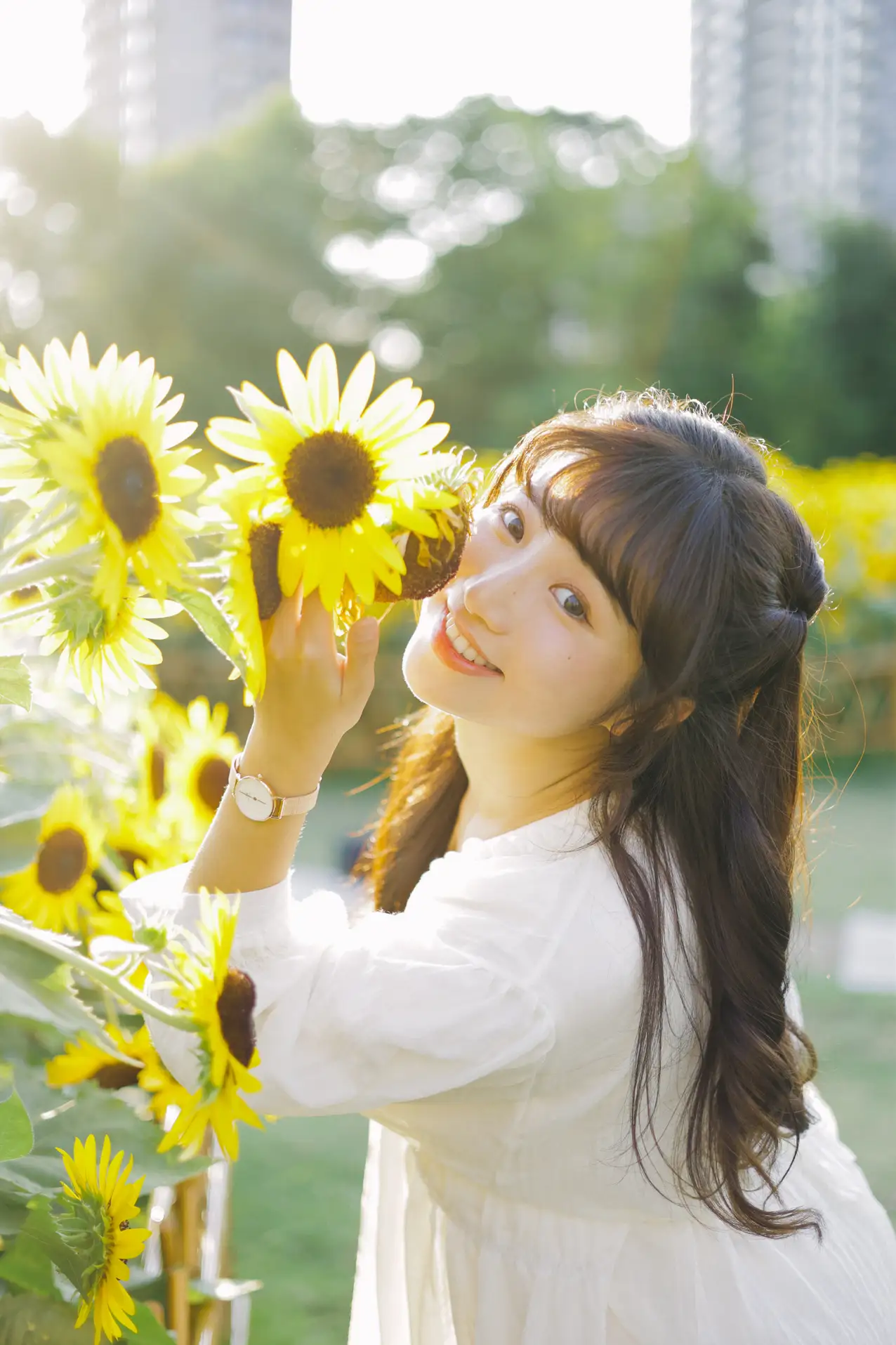 [艺图语] 2022.08.29 Vol.1822 – 阳光下的花和你 蓝胖子-#[25P]-2