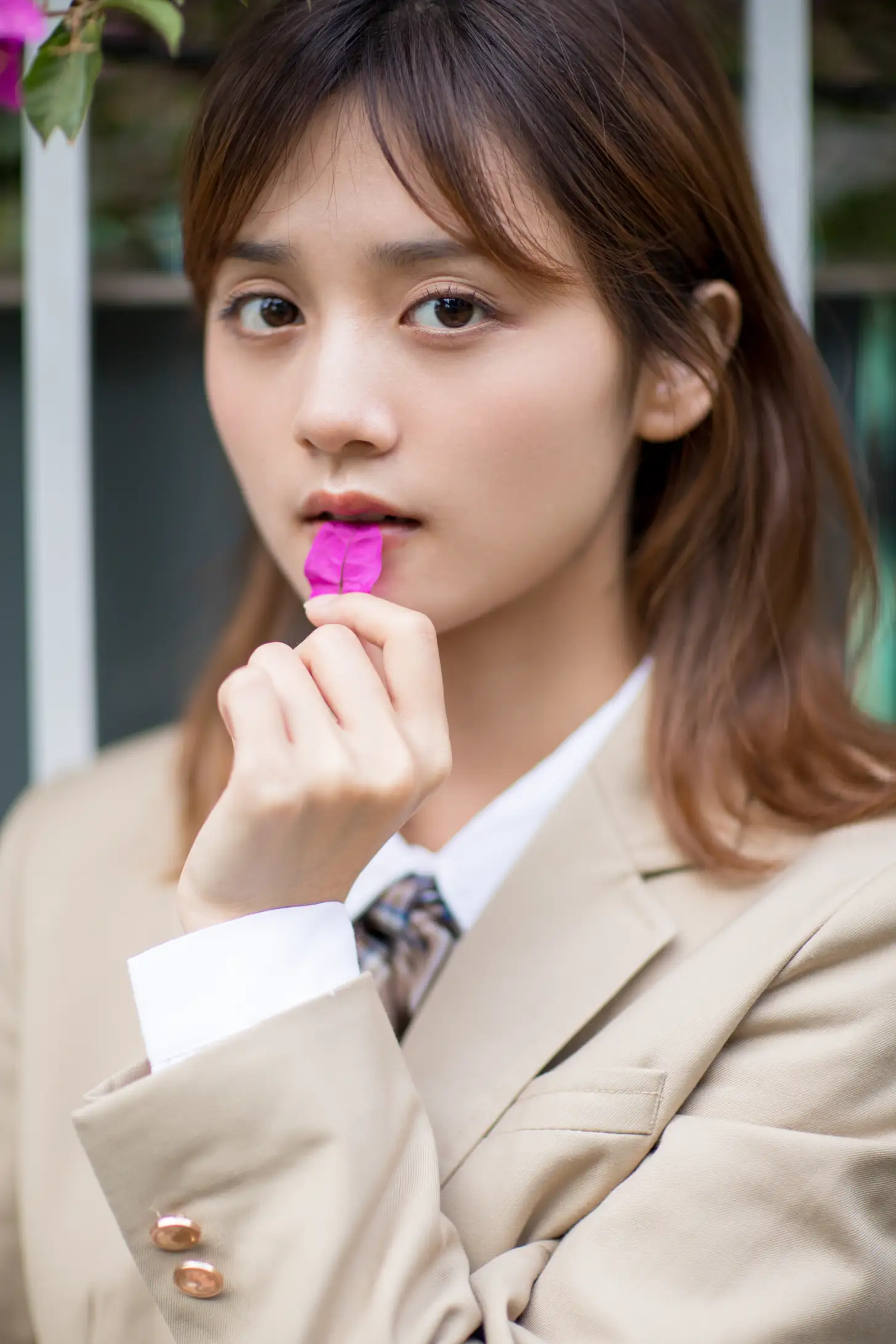 [艺图语] 2021.09.30 Vol.330 – 站台 雨文#[23P]-13