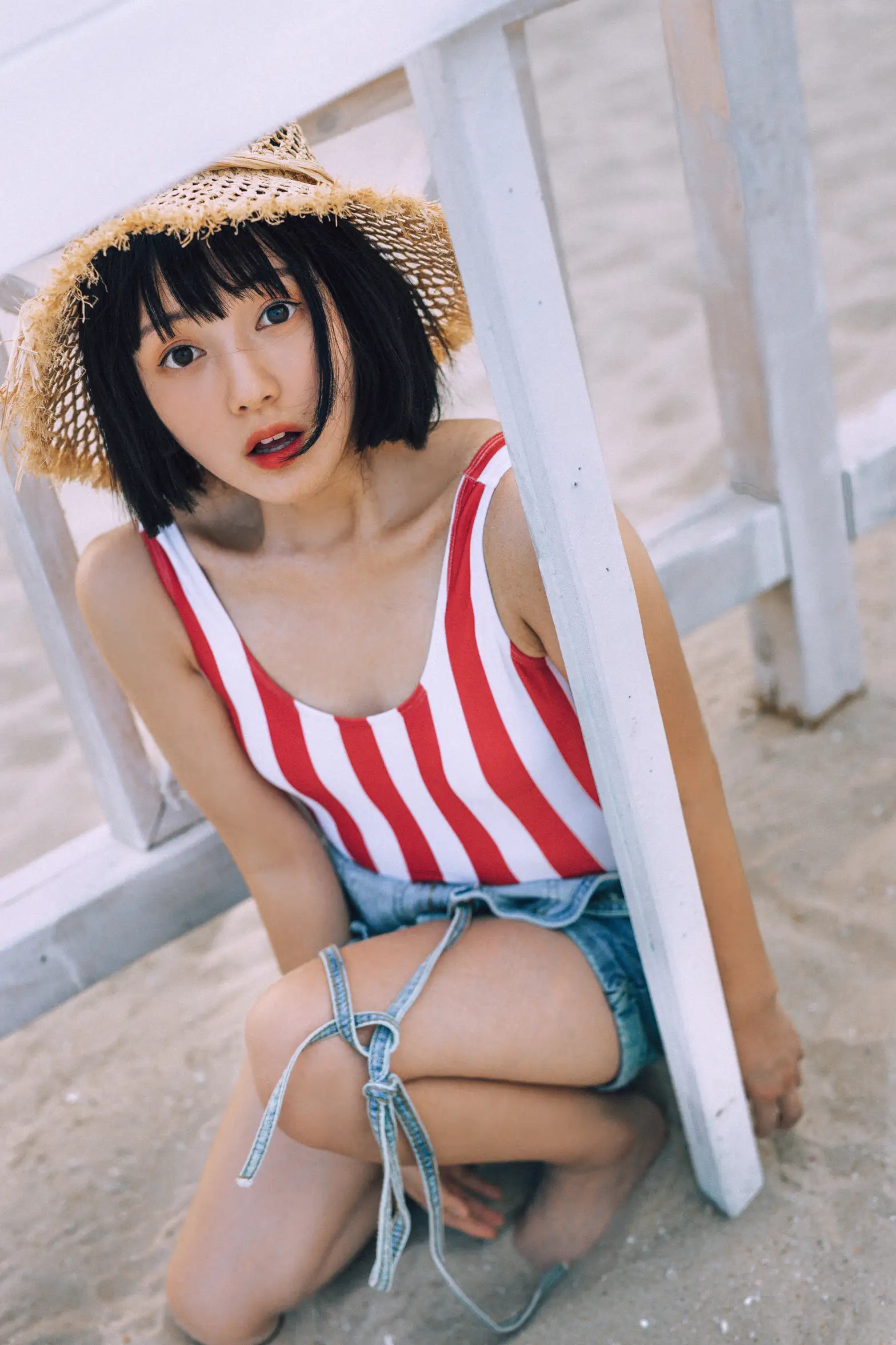 [艺图语] 2021.11.24 Vol.467 – 红色沙滩少女 黎美汐#[42P]-13