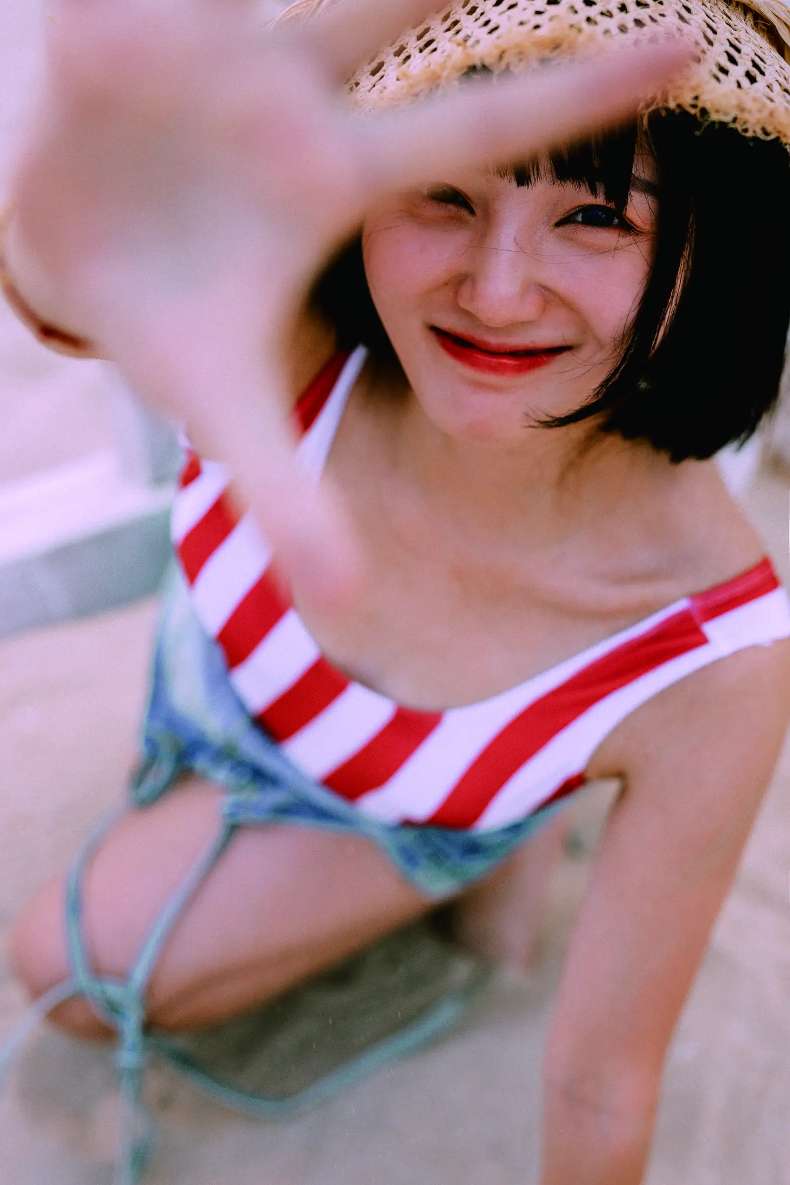 [艺图语] 2021.11.24 Vol.467 – 红色沙滩少女 黎美汐#[42P]-15