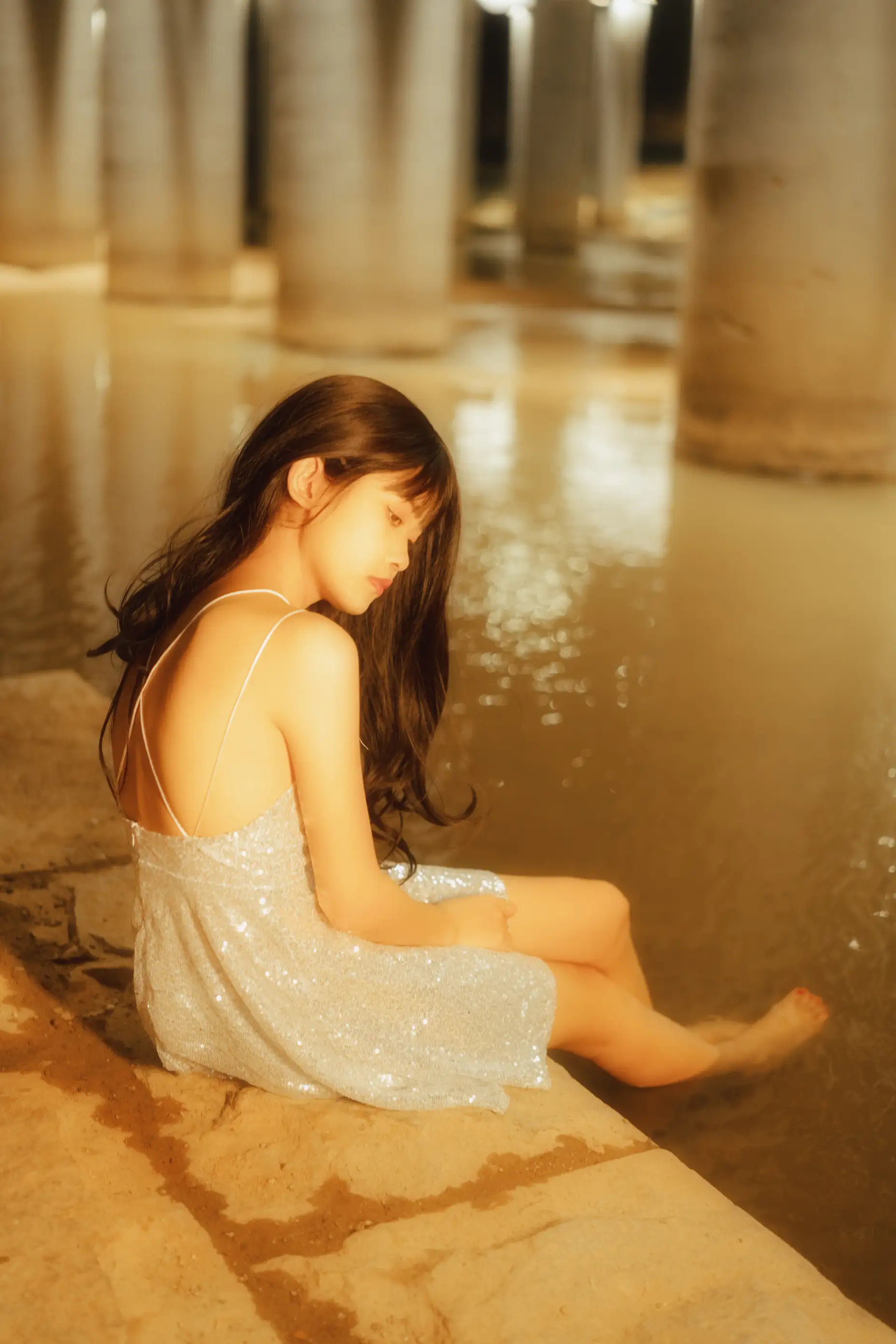 [艺图语] 2021.11.25 Vol.471 – 桥洞下的少女 小可#[24P]-13
