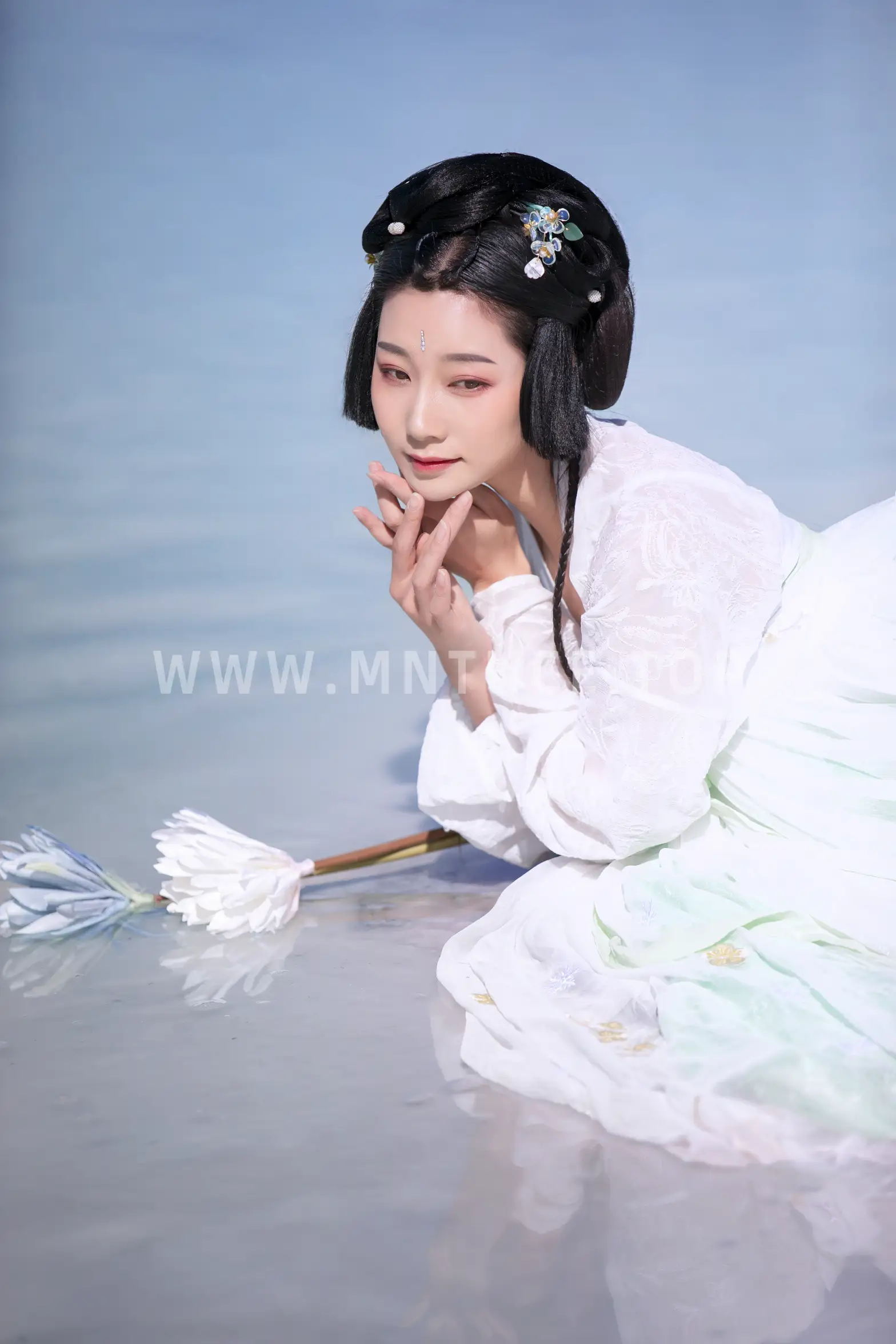 [艺图语] 2022.07.05 Vol.1391 – 云霄 木景抒#[22P]-1