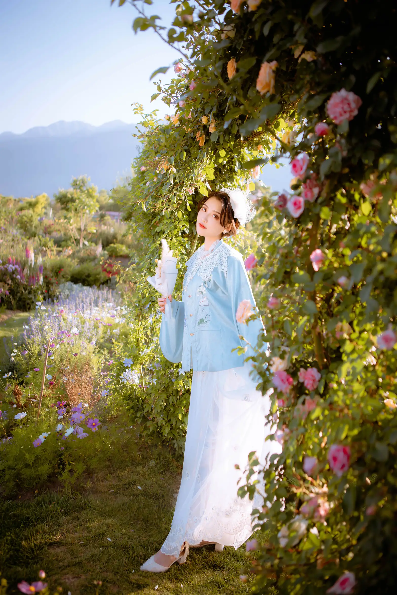 [艺图语] 2022.02.08 Vol.770 – 人间四月天 婷婷#[25P]-1