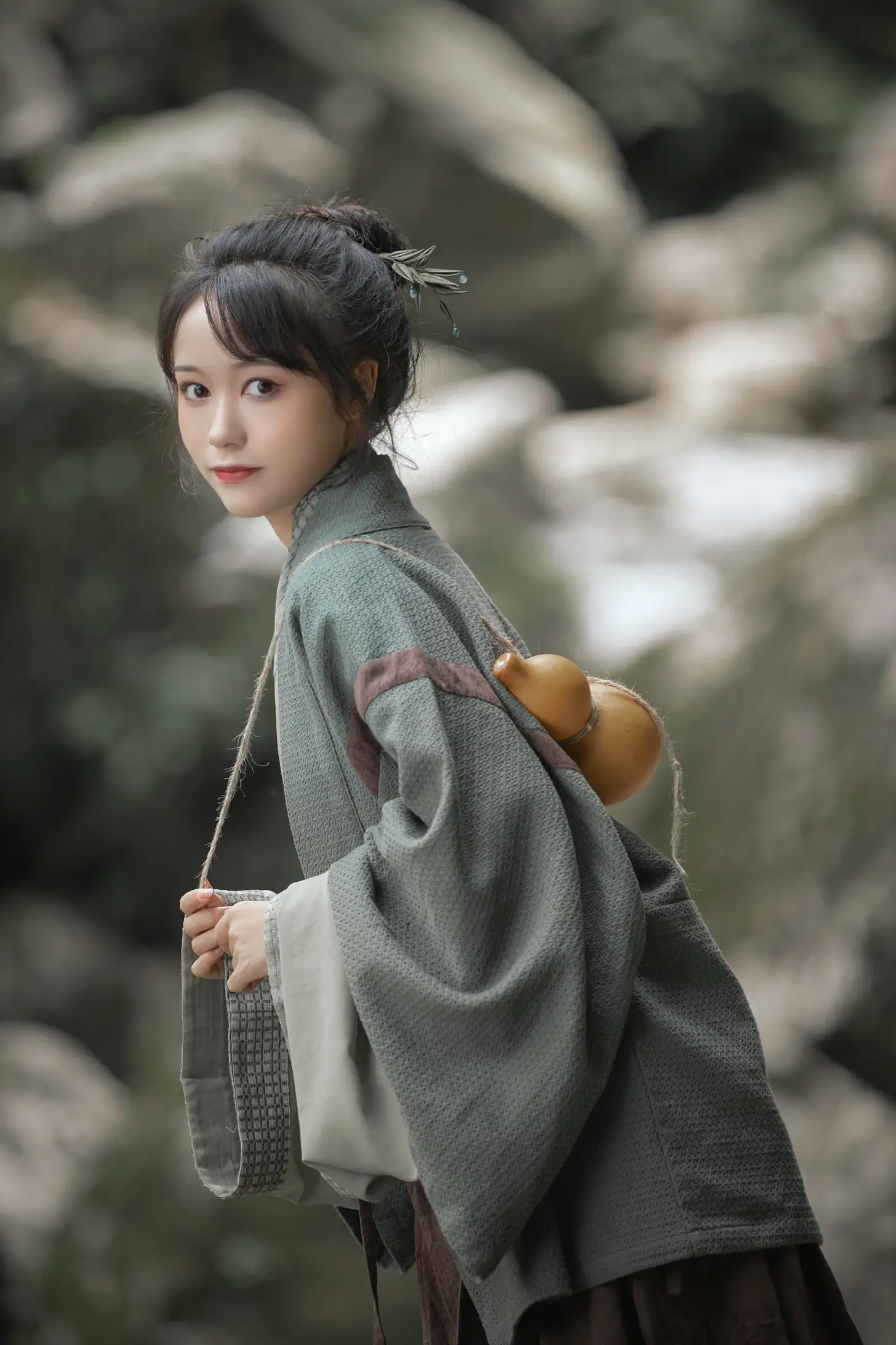 [艺图语] 2022.08.13 Vol.1695 – 上山 梨一依#[38P]-15