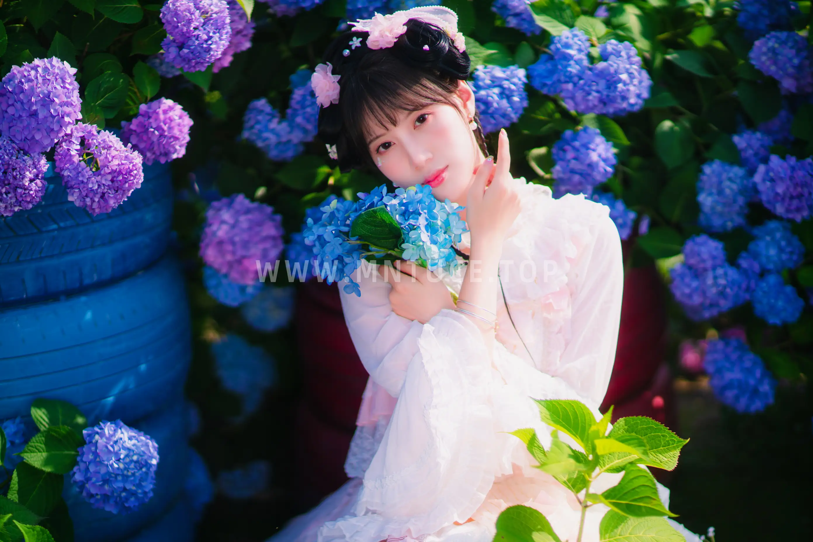 [艺图语] 2022.07.05 Vol.1389 – 映花面 初茶#[36P]-1