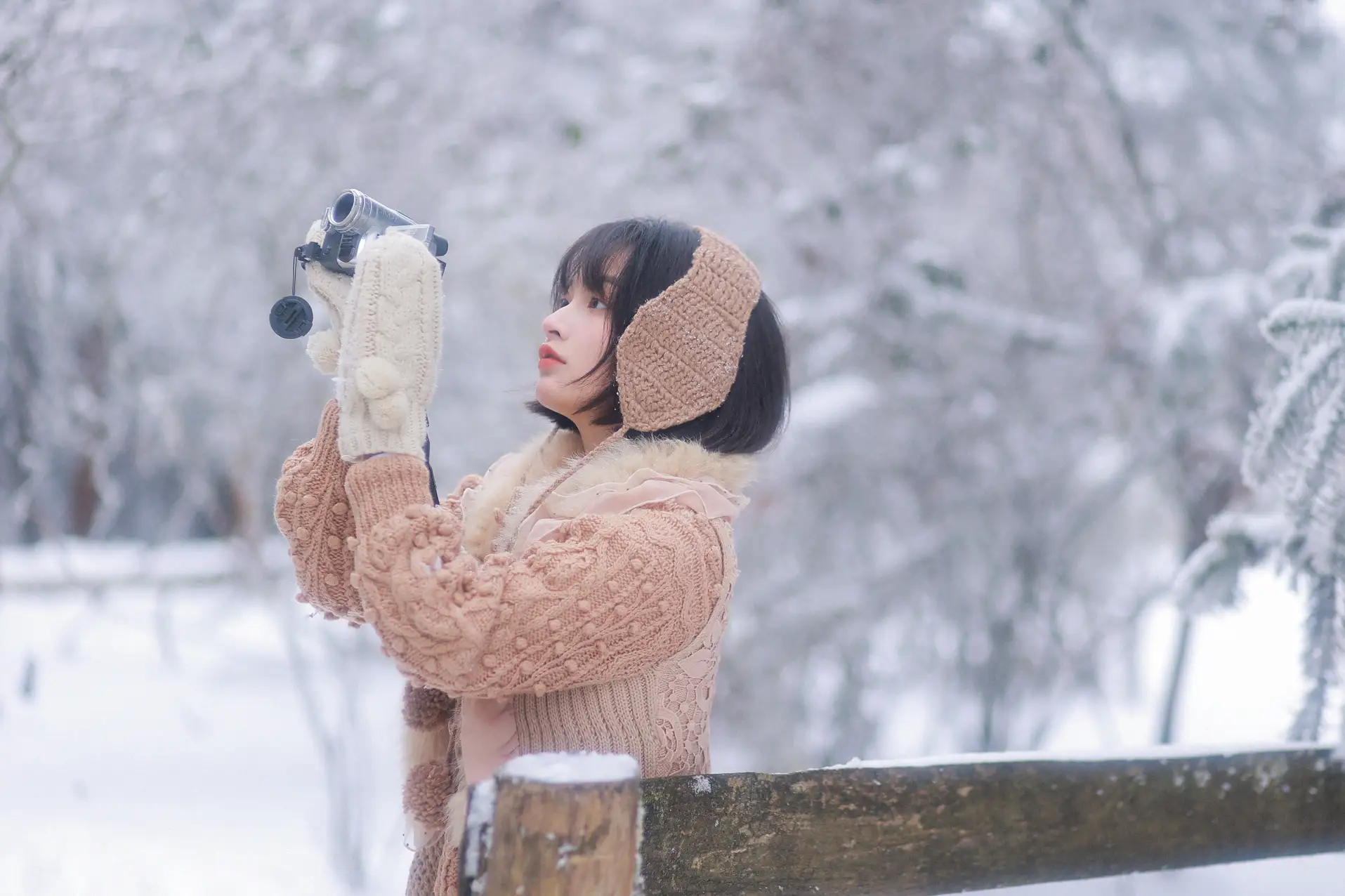 [艺图语] 2022.09.17 Vol.1970 – 嘿，一起来玩雪。 耳元在减肥#[26P]-4