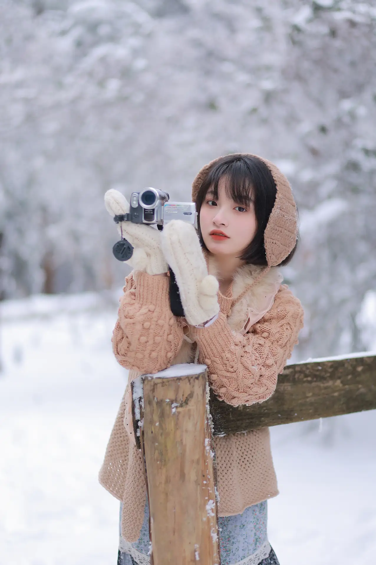 [艺图语] 2022.09.17 Vol.1970 – 嘿，一起来玩雪。 耳元在减肥#[26P]-5