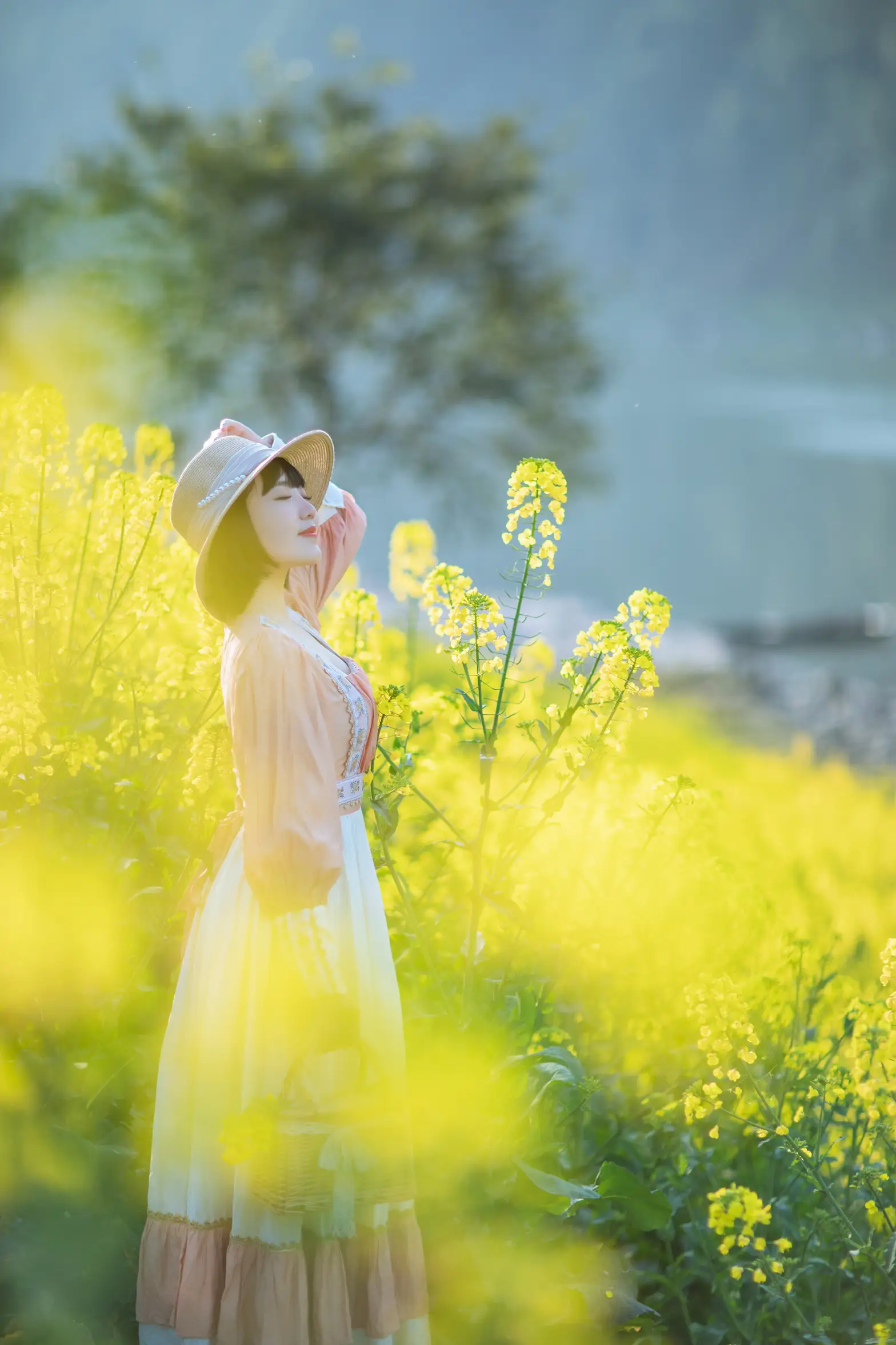 [艺图语] 2022.08.21 Vol.1753 – 春天里的姑娘 冬琴#[38P]-7
