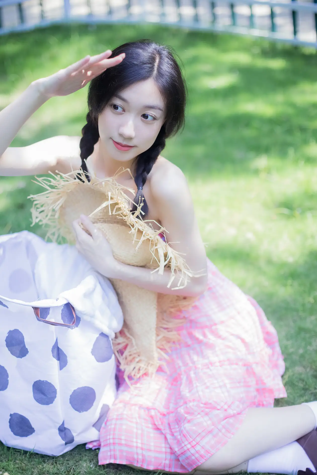 [YITUYU] 2022.07.19 Vol.1520 – The weather is sunny today Cat Feeding Girl Cat Girl-#[42P]-10