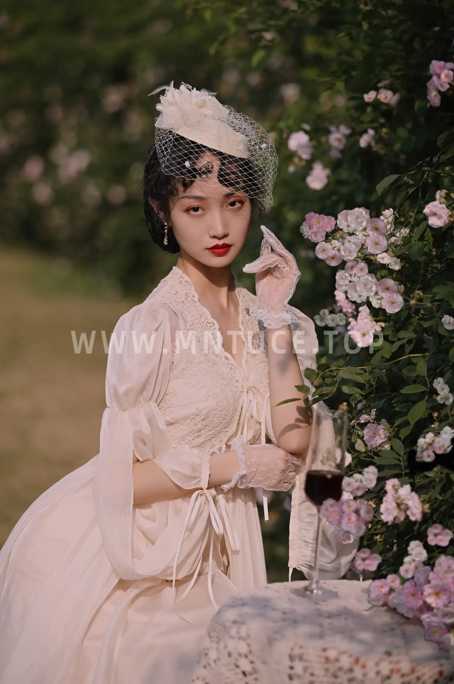 [艺图语] 2022.06.16 Vol.1199 – 蔷薇有你 凌子兮#[23P]-14