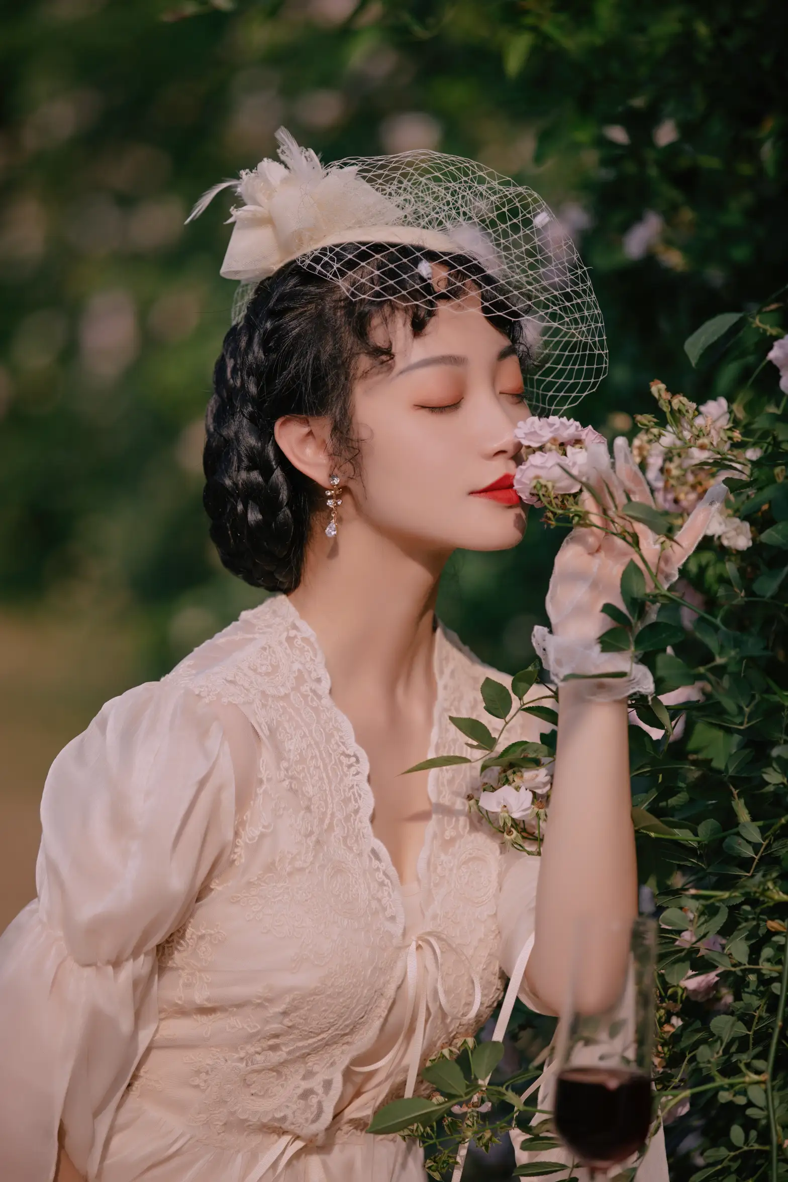 [艺图语] 2022.06.16 Vol.1199 – 蔷薇有你 凌子兮#[23P]-1