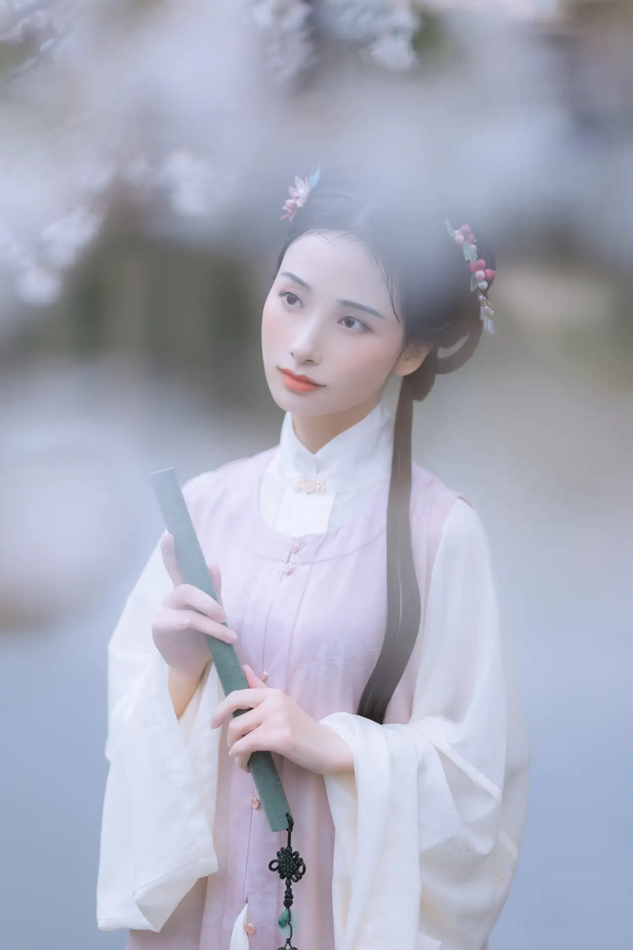 [艺图语] 2022.05.25 Vol.0984 – 雨樱花 眸小妖#[46P]-13