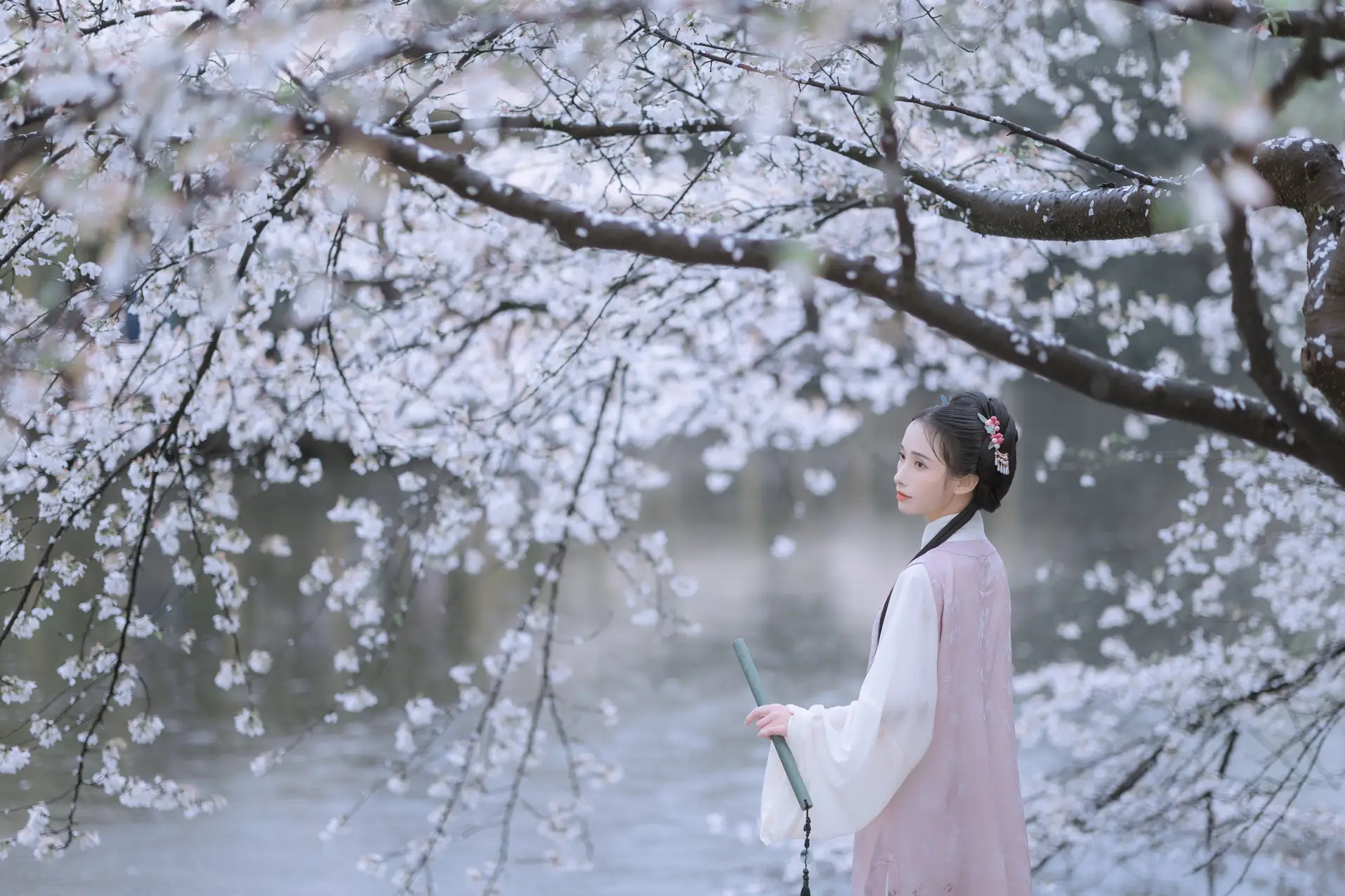 [艺图语] 2022.05.25 Vol.0984 – 雨樱花 眸小妖#[46P]-16